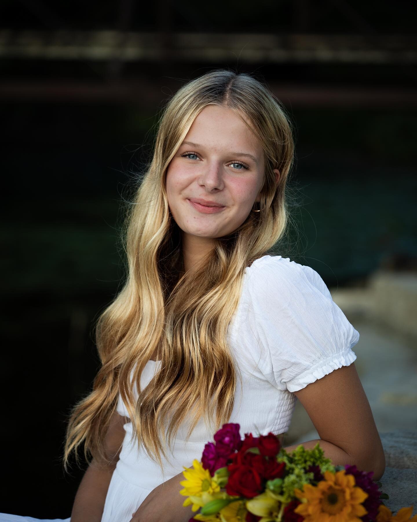 Have room in my schedule for a few more family + senior  sessions this fall! 

In the meantime, here are a few more favorites from my session with Lucy + Grace!

#seniorphotos #iowacity #iowacityphotographer #familyphotos #fallphotos