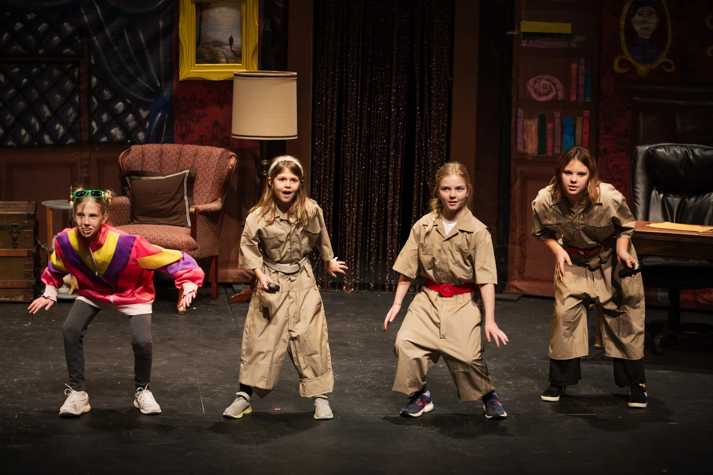 Mad House: Footliters First Act