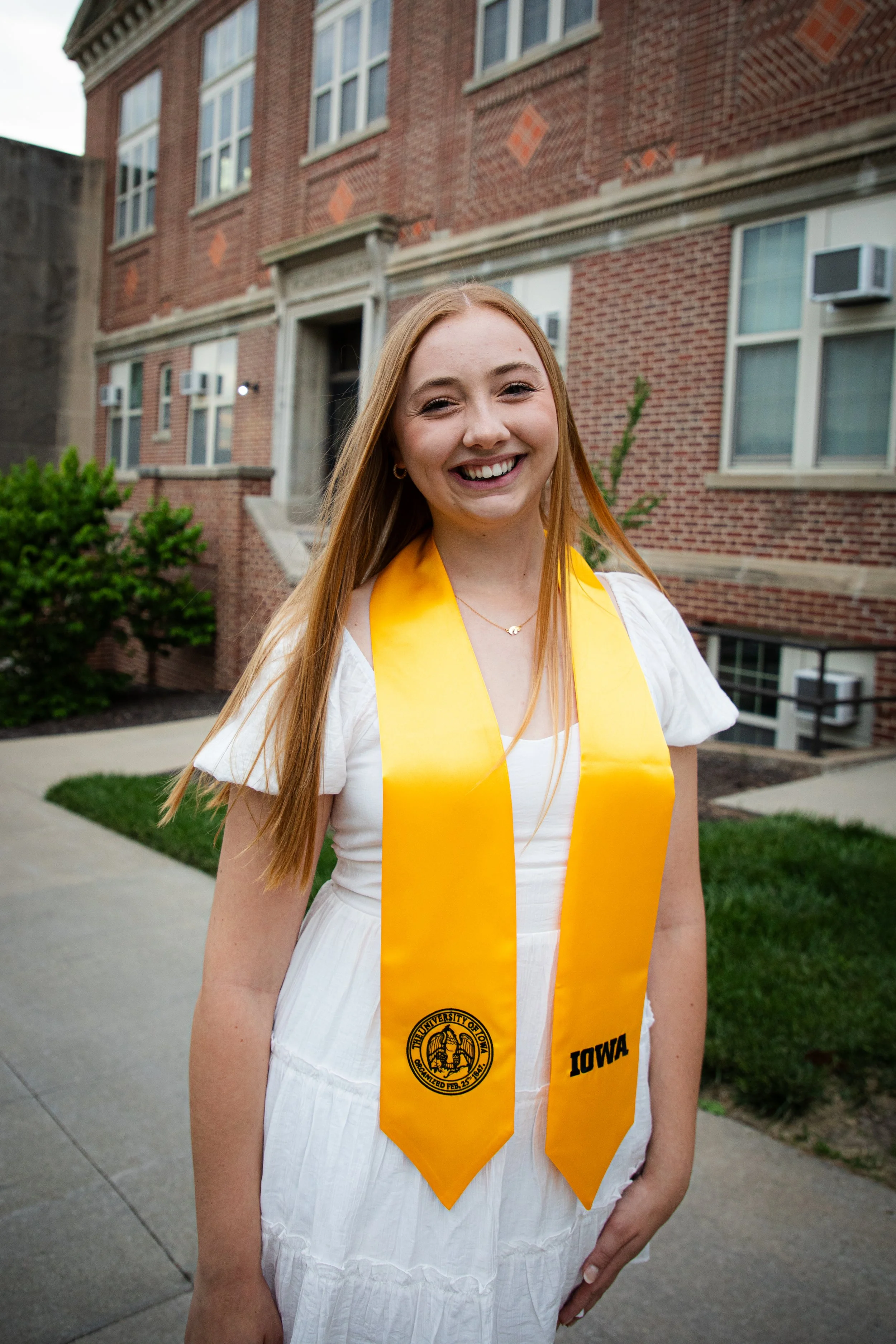 Megan Meyer Grad-032.jpg