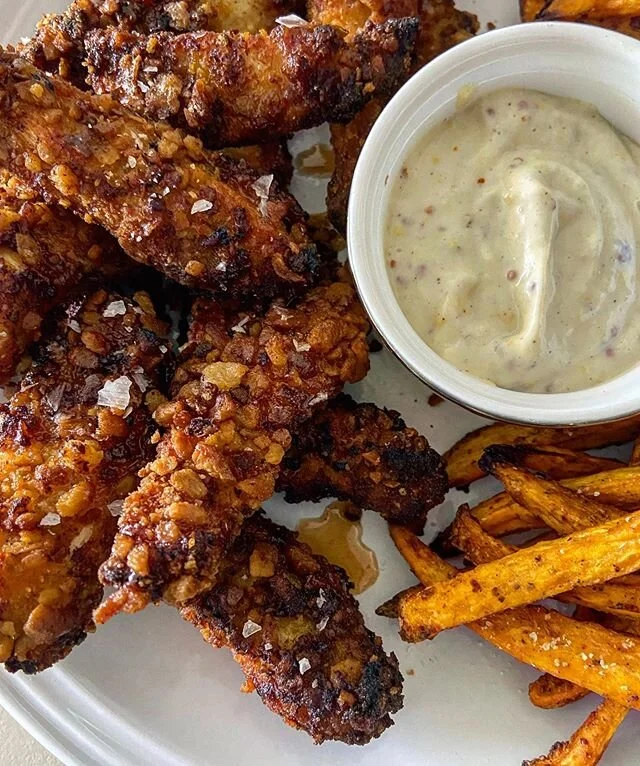 Skipped breakfast to make lunch early. Pretzel chicken tenders &amp; spicy sweet potato fries #comfortfood