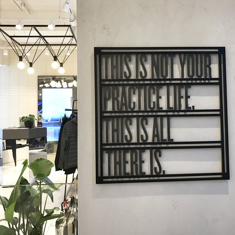 Life happens now 👇🏽