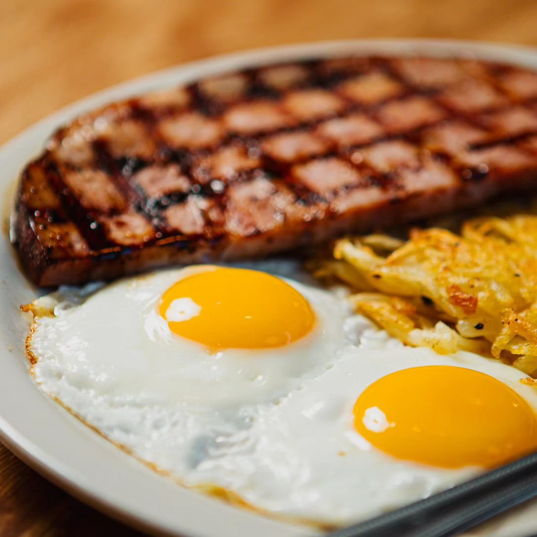 Eggcellent looking day for a Huckleberry breakfast!  Your go-to spot for all the breakfast cravings.  The classics, the loaded, sweet, savory and everything in between. 

#huckleberryrestaurant #breakfastideas #breakfastgoals #eggcellent #breakfast #