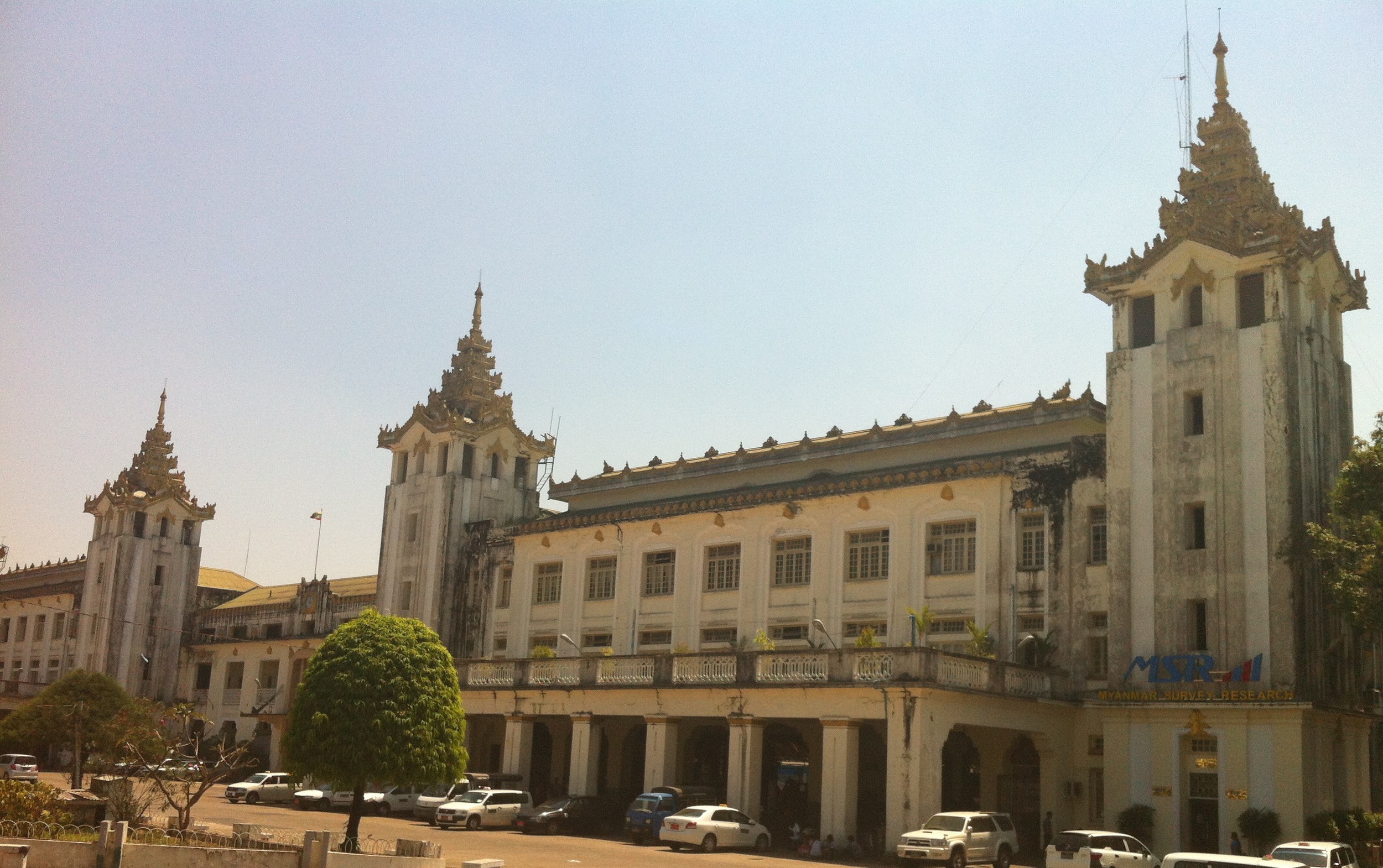 Large government building