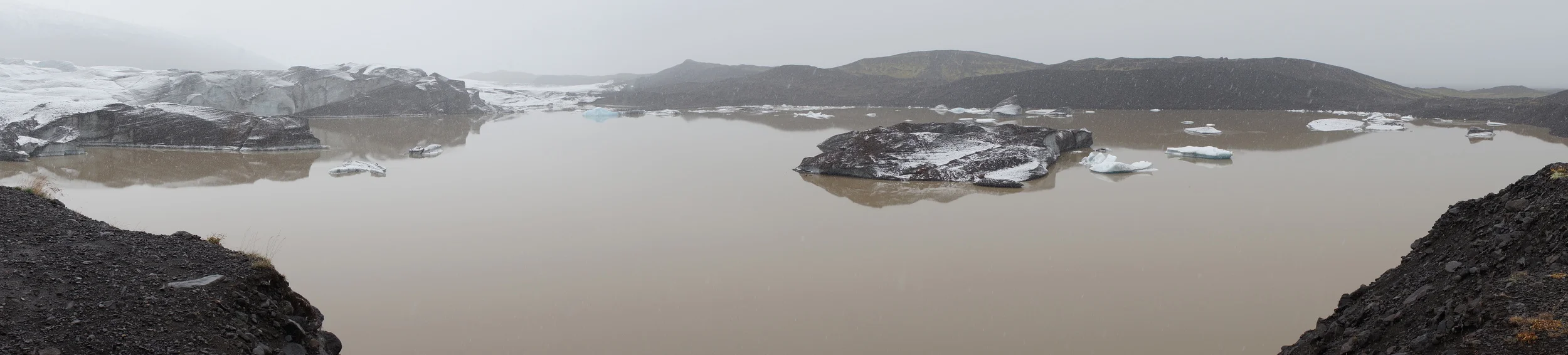 Dag 5_0362 gletsjermeer.JPG