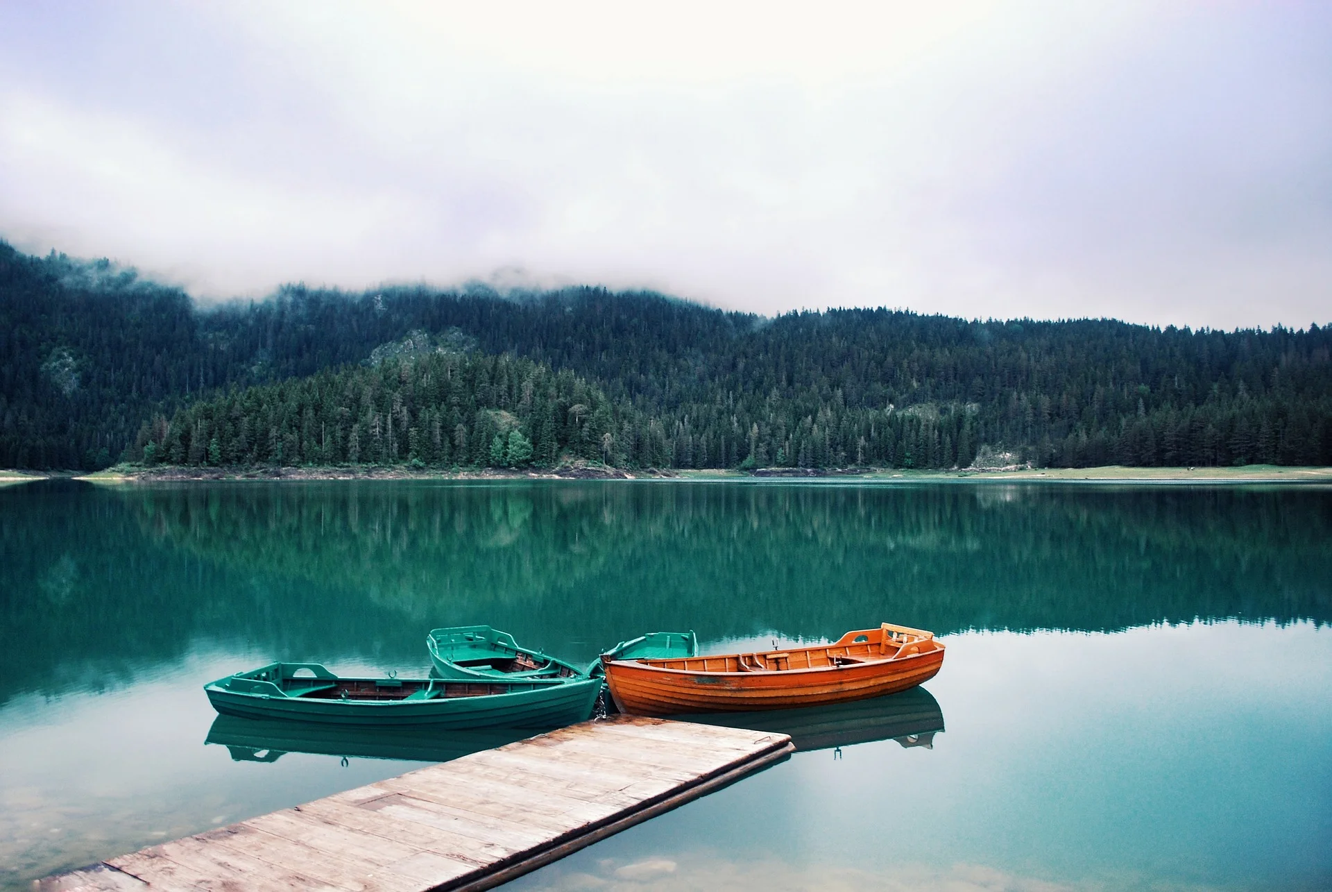montenegro water-3236125_1920.jpg