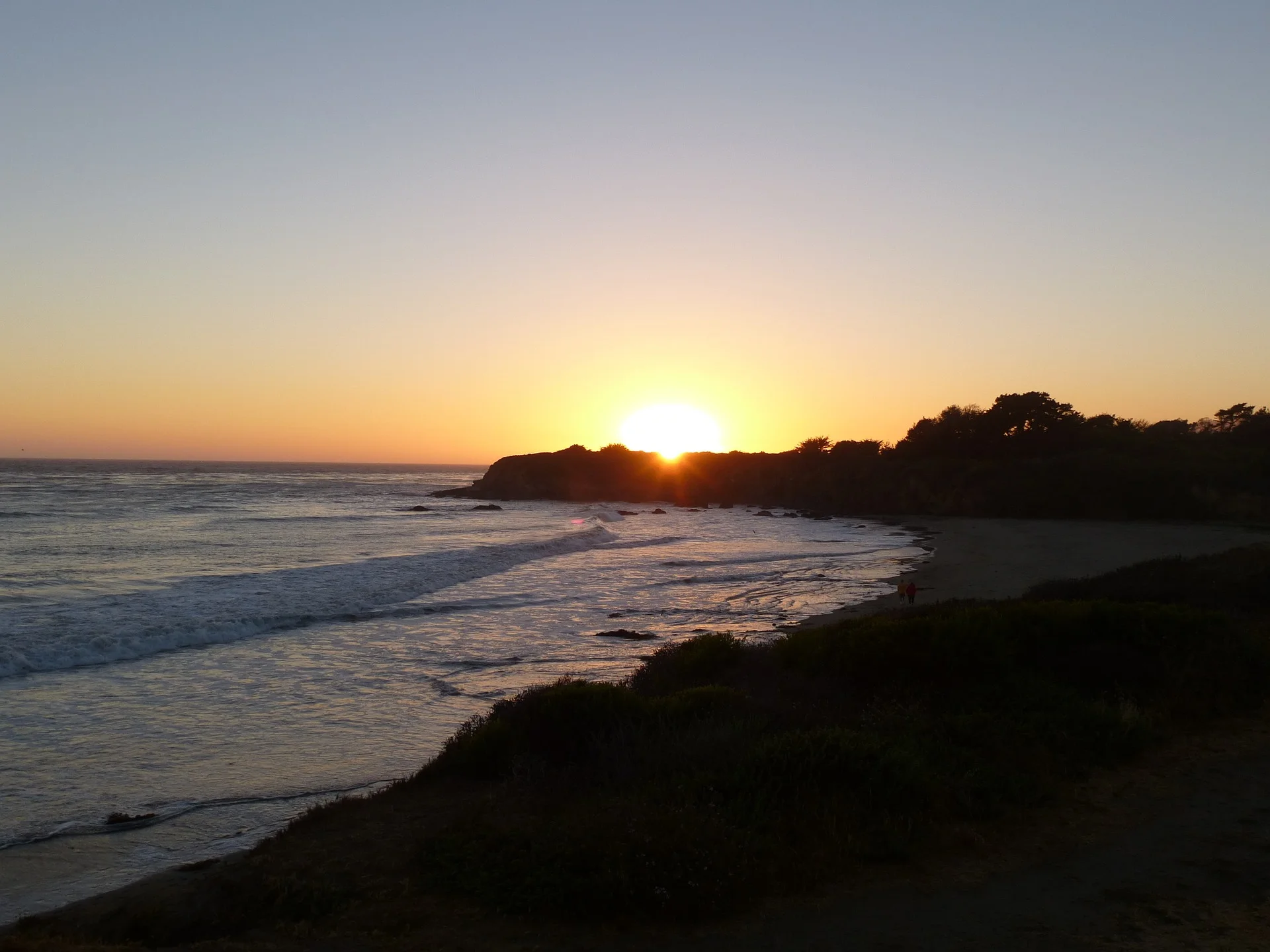 sunset-1248359_1920.jpg
