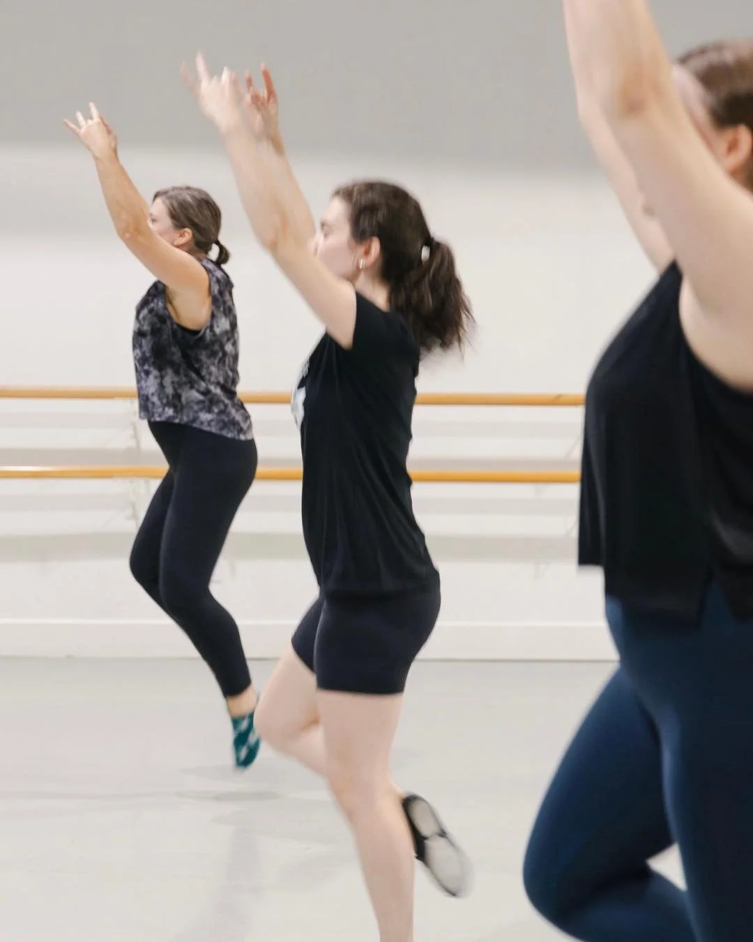 Have you always wanted to learn the Highland Fling? Our Fall Absolute Beginner workshop starts this weekend, and there&rsquo;s still time to register! 

Join us at the Dance Centre for three classes, and at the end of the workshop, you&rsquo;ll walk 