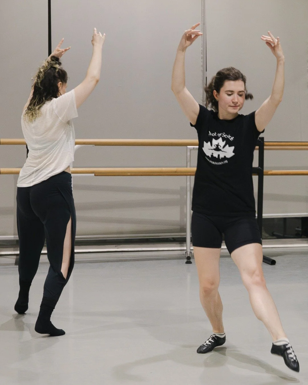 ✨ Strathspey into 2026 and start the New Year with Shot of Scotch Vancouver! ✨ 

💃 Our Winter Adult Highland classes start this weekend, with classes taking place on Sundays and Tuesdays at The Dance Centre. Register now to secure your spot!
 
Sunda