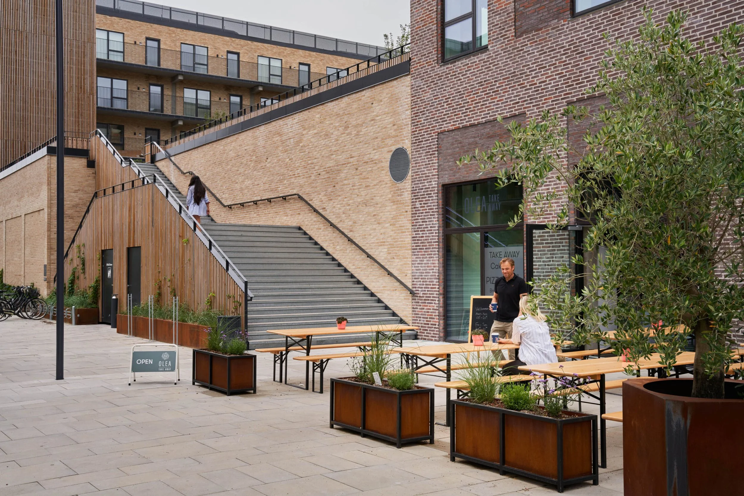 Olea-take-away_2-scaled.jpg