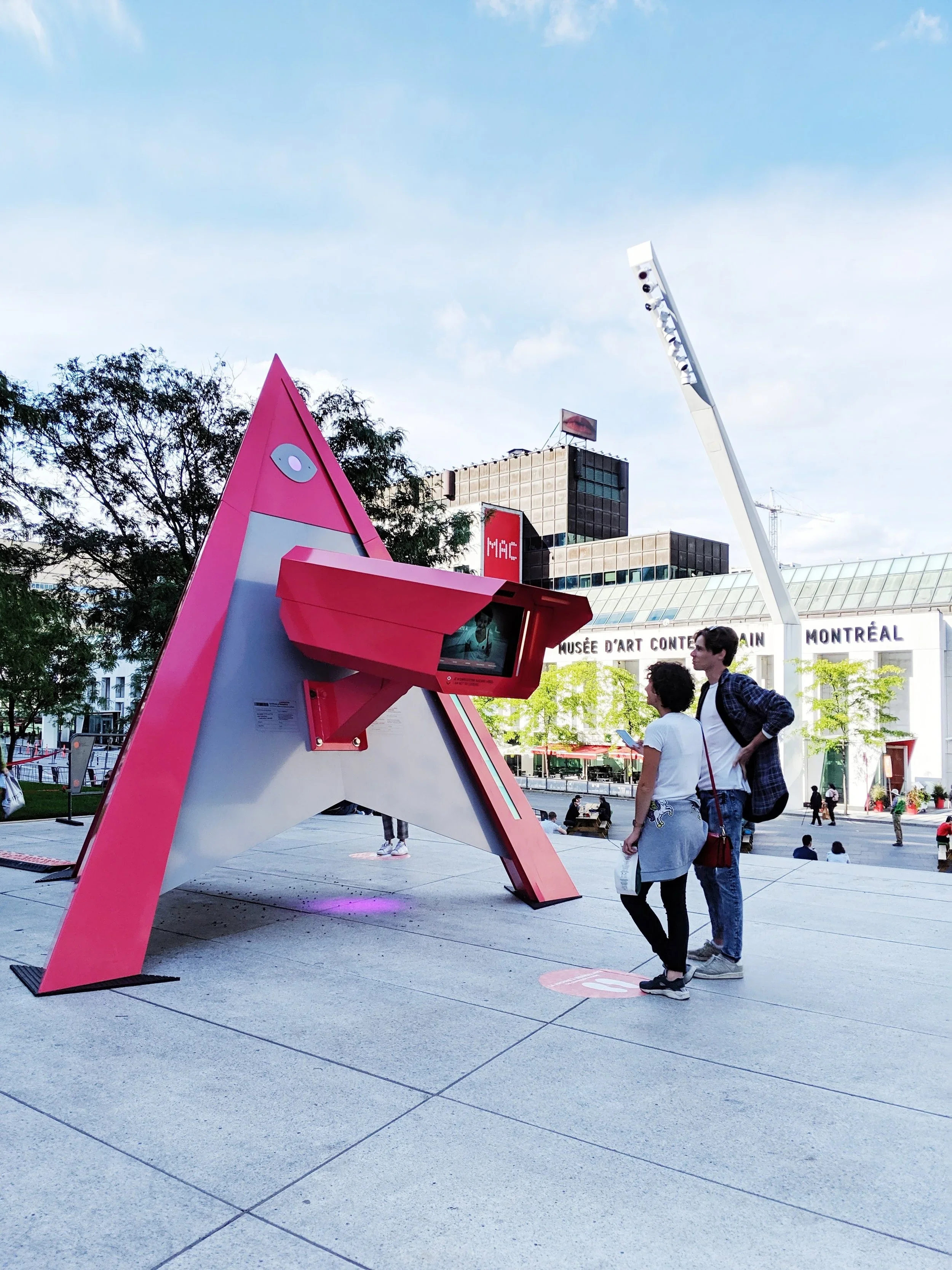 The Compassion Machine ➜ Interactive Public Art Installation / 2016.17