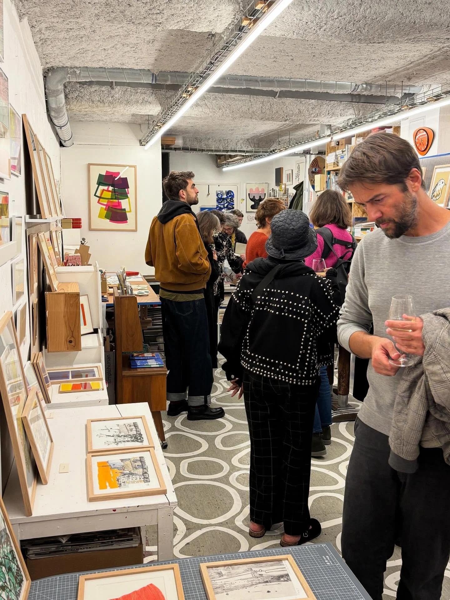 Les portes ouvertes c&rsquo;est parti! Rendez vous ce week-end au 24 rue feutrier Paris avec Blandine Imberty, @boulanger_sabine et @maryannbeall.art et dans tout le quartier:  plan sur : @anversauxabbesses , les ateliers sont ouverts de 11h &agrave;
