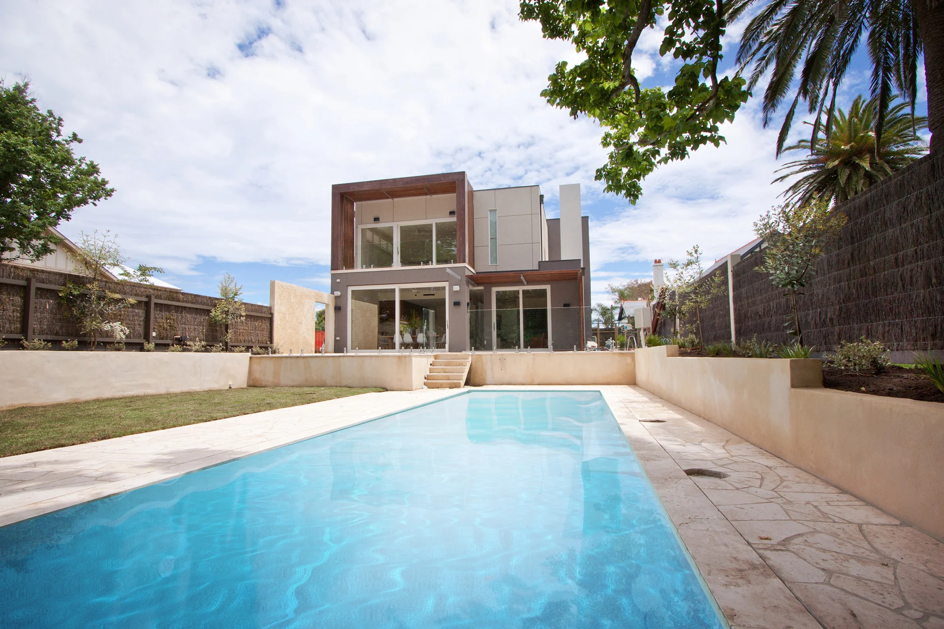front4-SorrentoPark.jpg