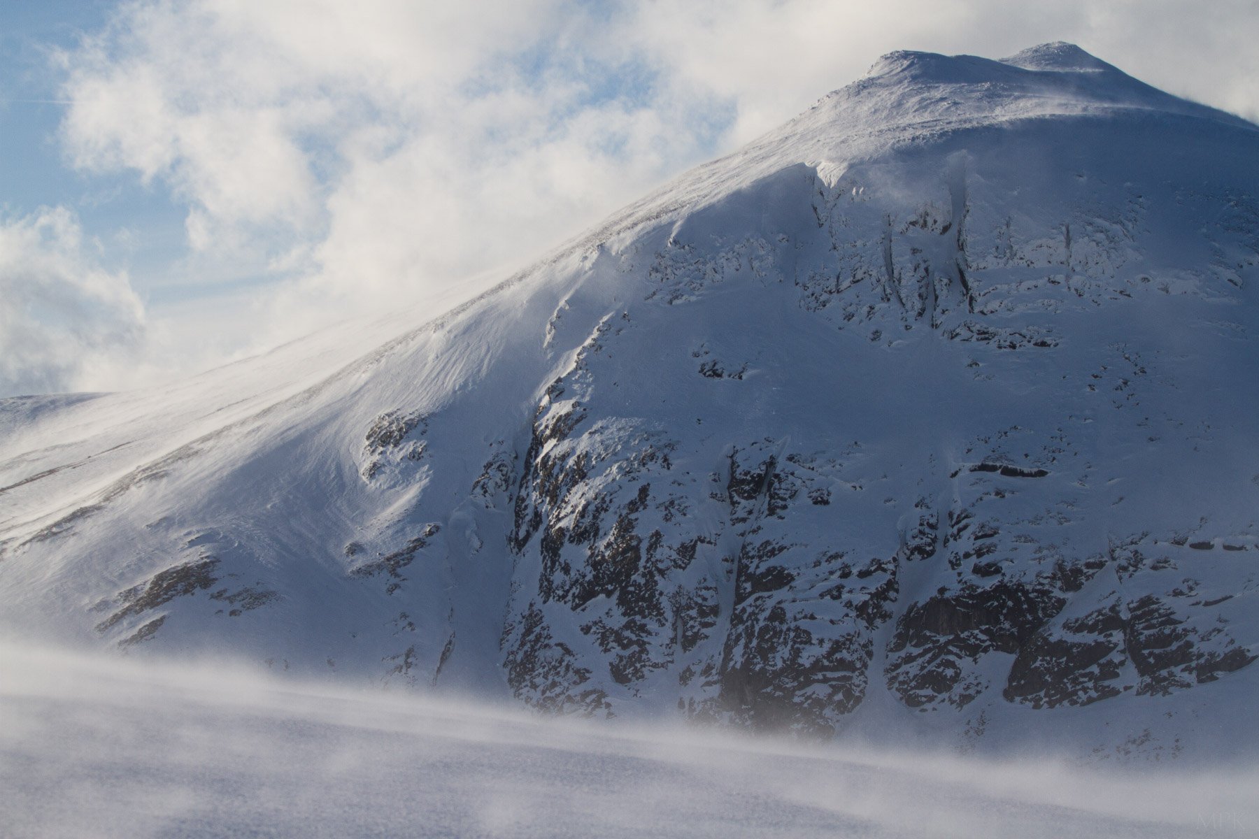 Mountain-Frozen-Snow-Wind-Storm-Matthew-Polvorosa-Kline.jpg