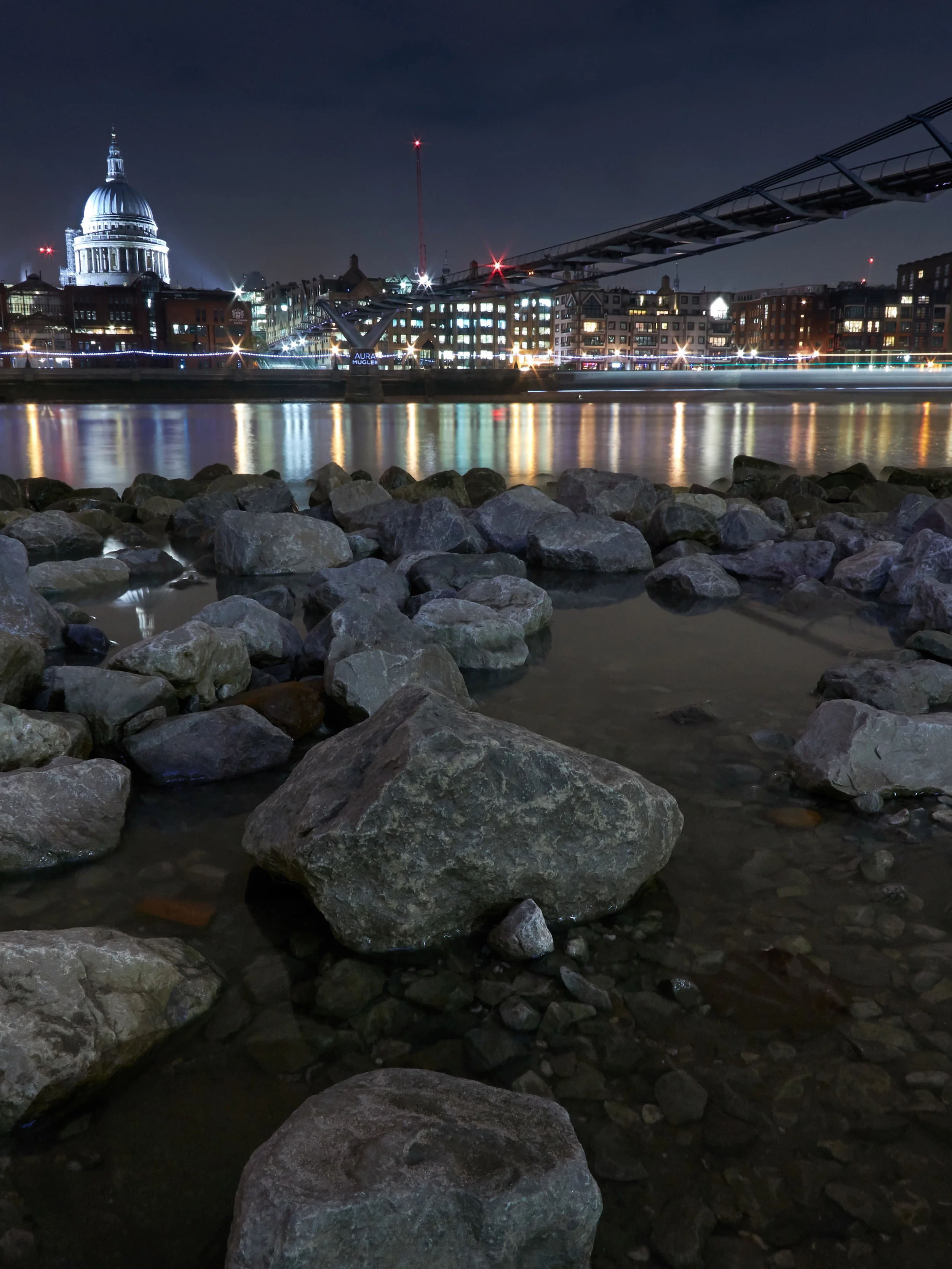 St. Pauls Cathedral Night.jpg