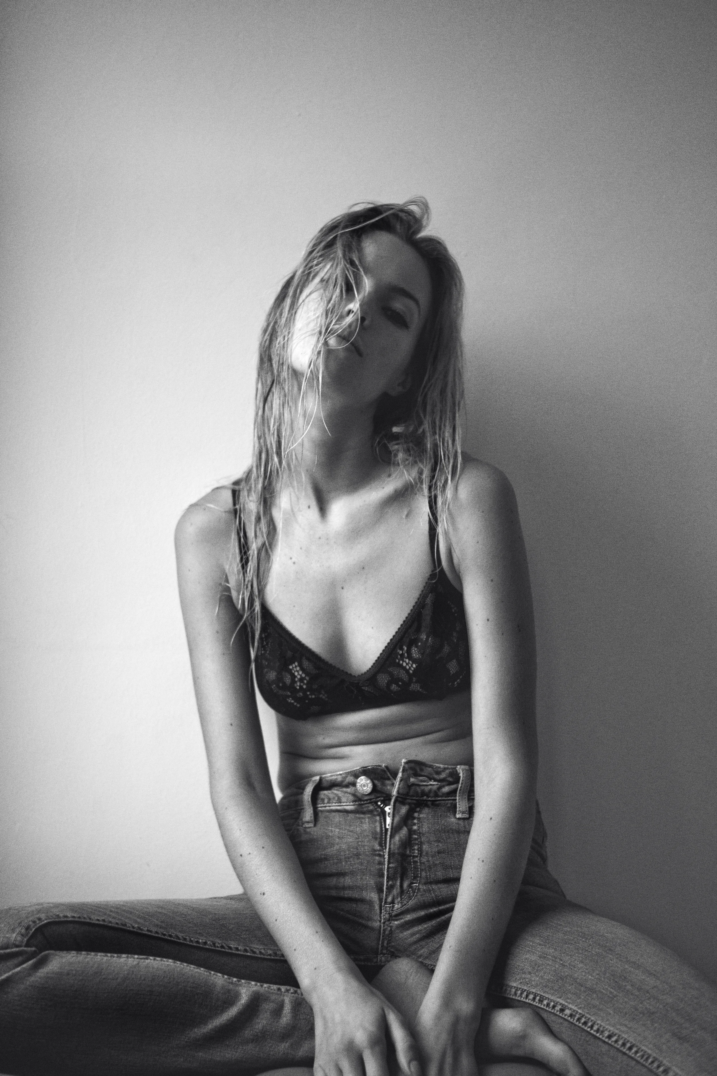 2(BW) copy.jpg