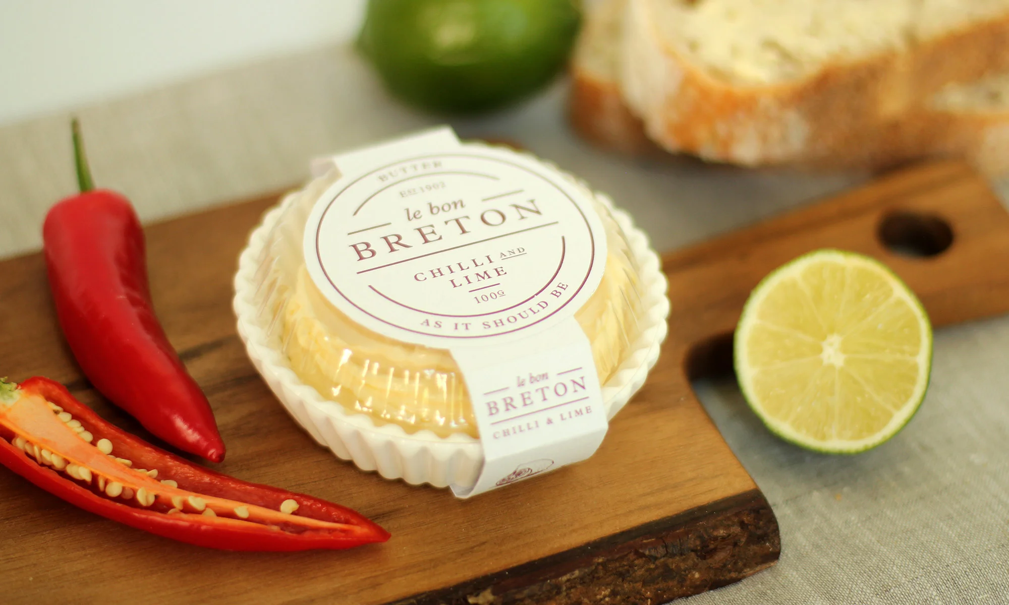 I took inspiration from the Breton regional flag for the lines around the typography, and looked at classic French illustrations to inspire the style for the inside of the wrappers.