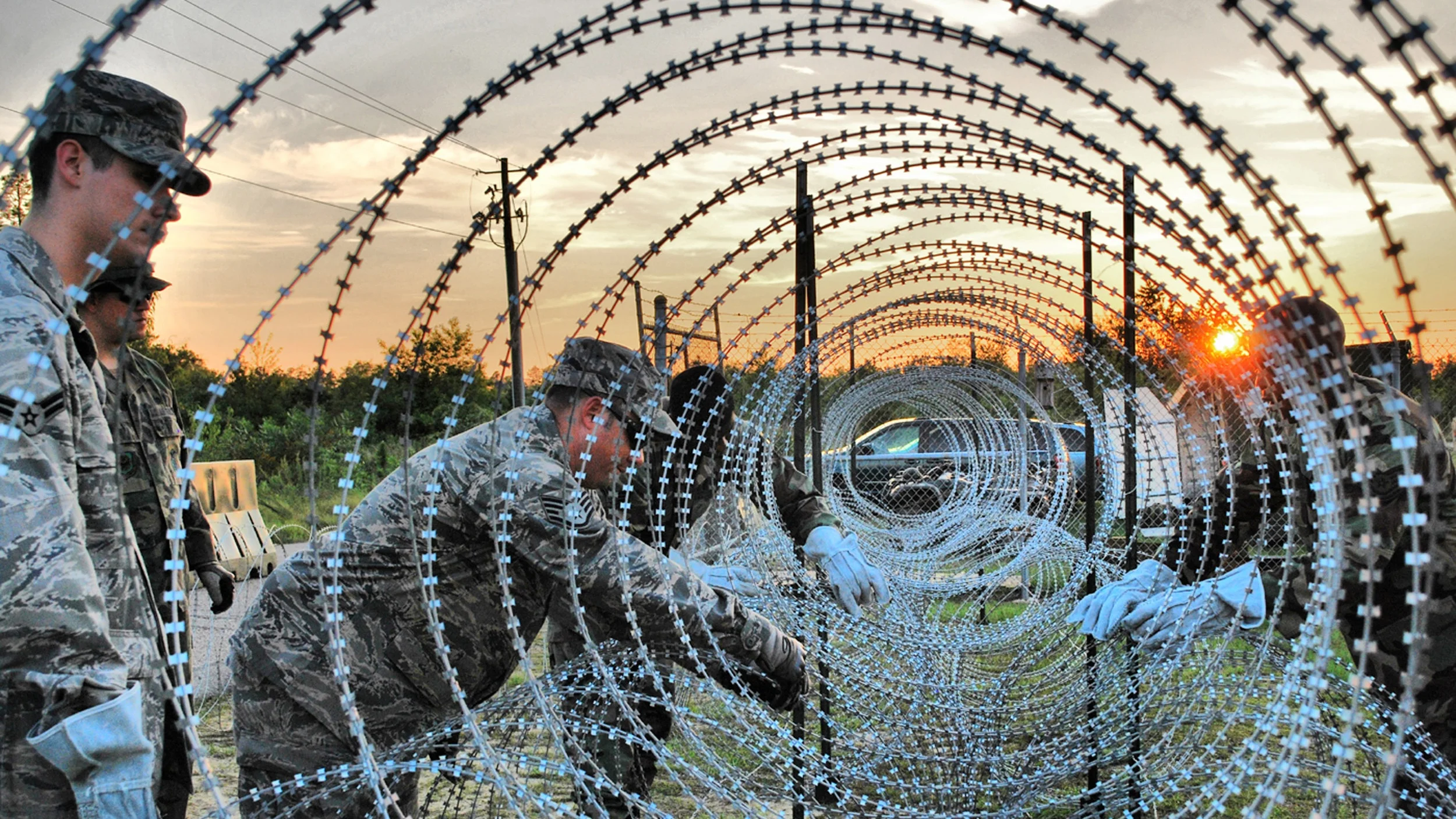 Concertina+Wire+-+Nicholas+Phelps.jpg