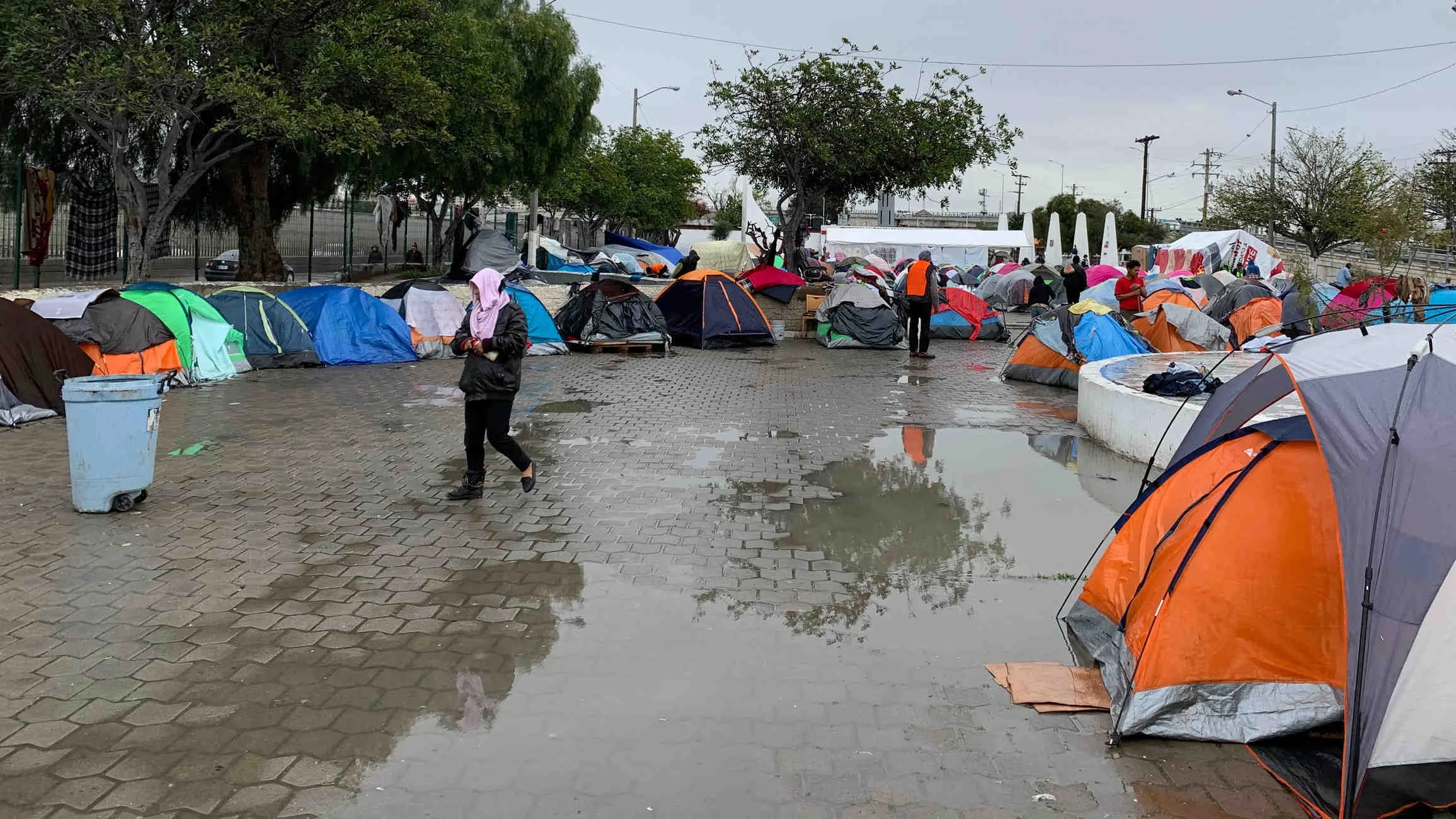2019-01-25 - ACLU Tijuana Tents.jpg