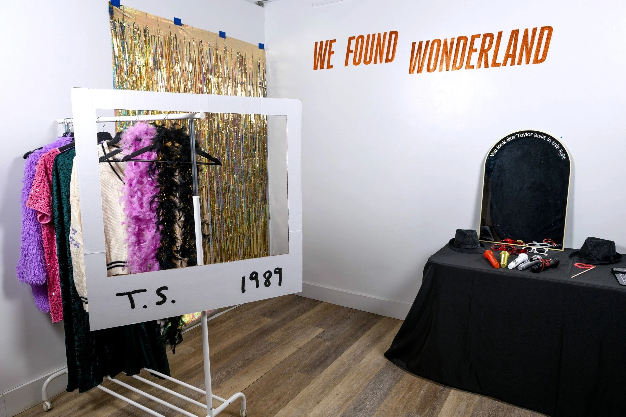 14. Photo corner (1).jpg