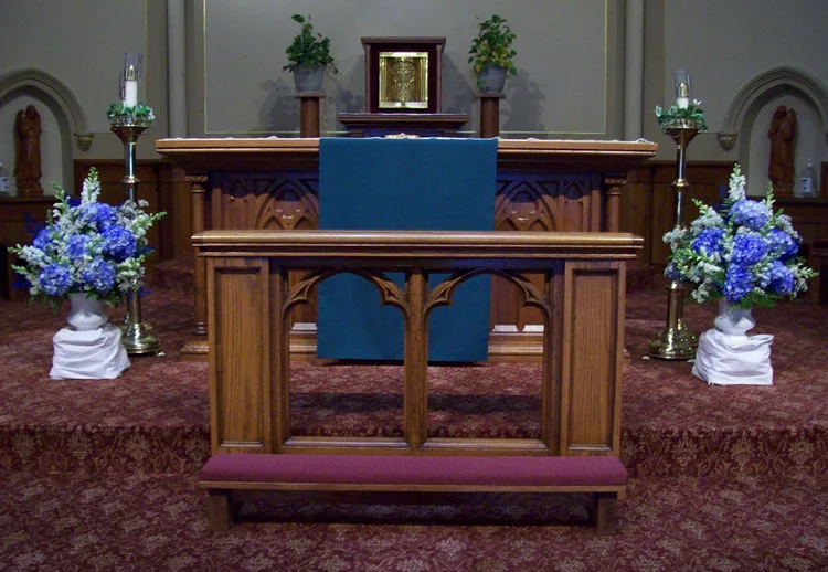 Altar Vases Arches Chuppahs Perry Hall Wedding Flowers