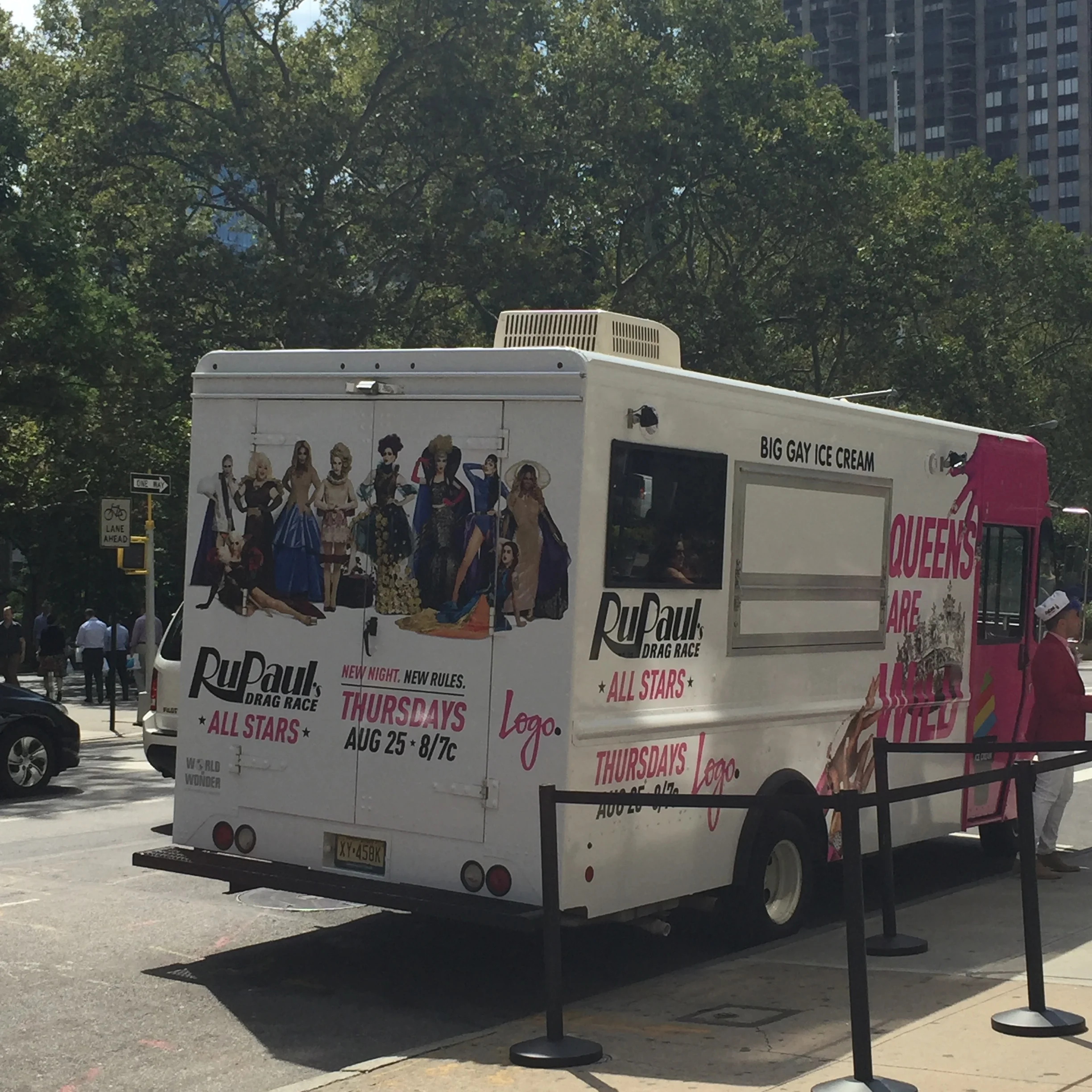 Free Ice Cream & Drag Queens!