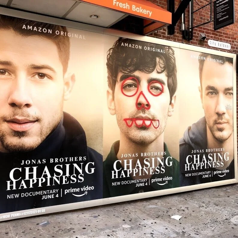 JoBros are "Chasing Happiness!"