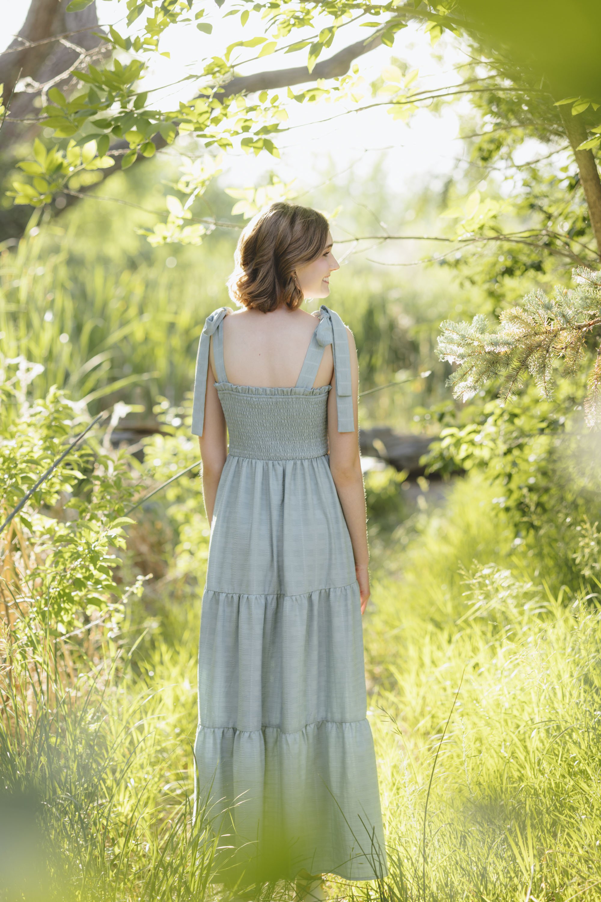 High school senior portraits in Littleton, Colorado at Fly N Bee Park. Nature vibe.