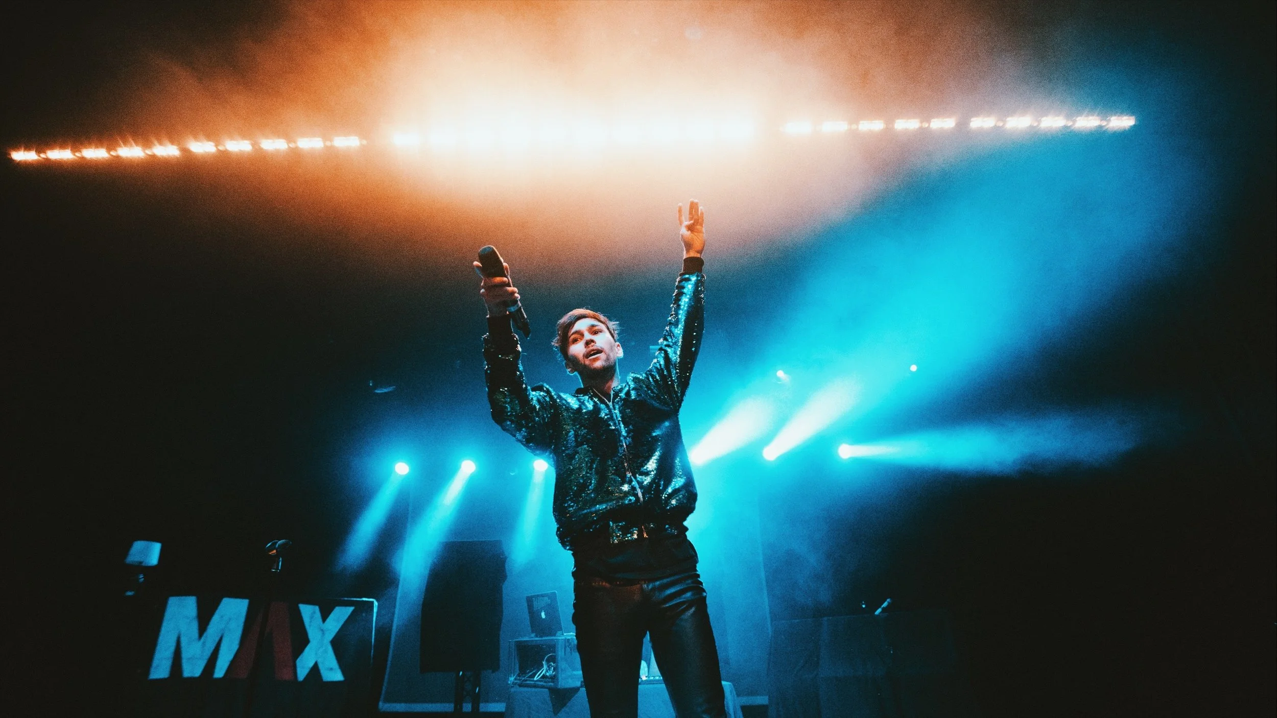MAX - Sleepover Tour Journal 1 w/ gnash