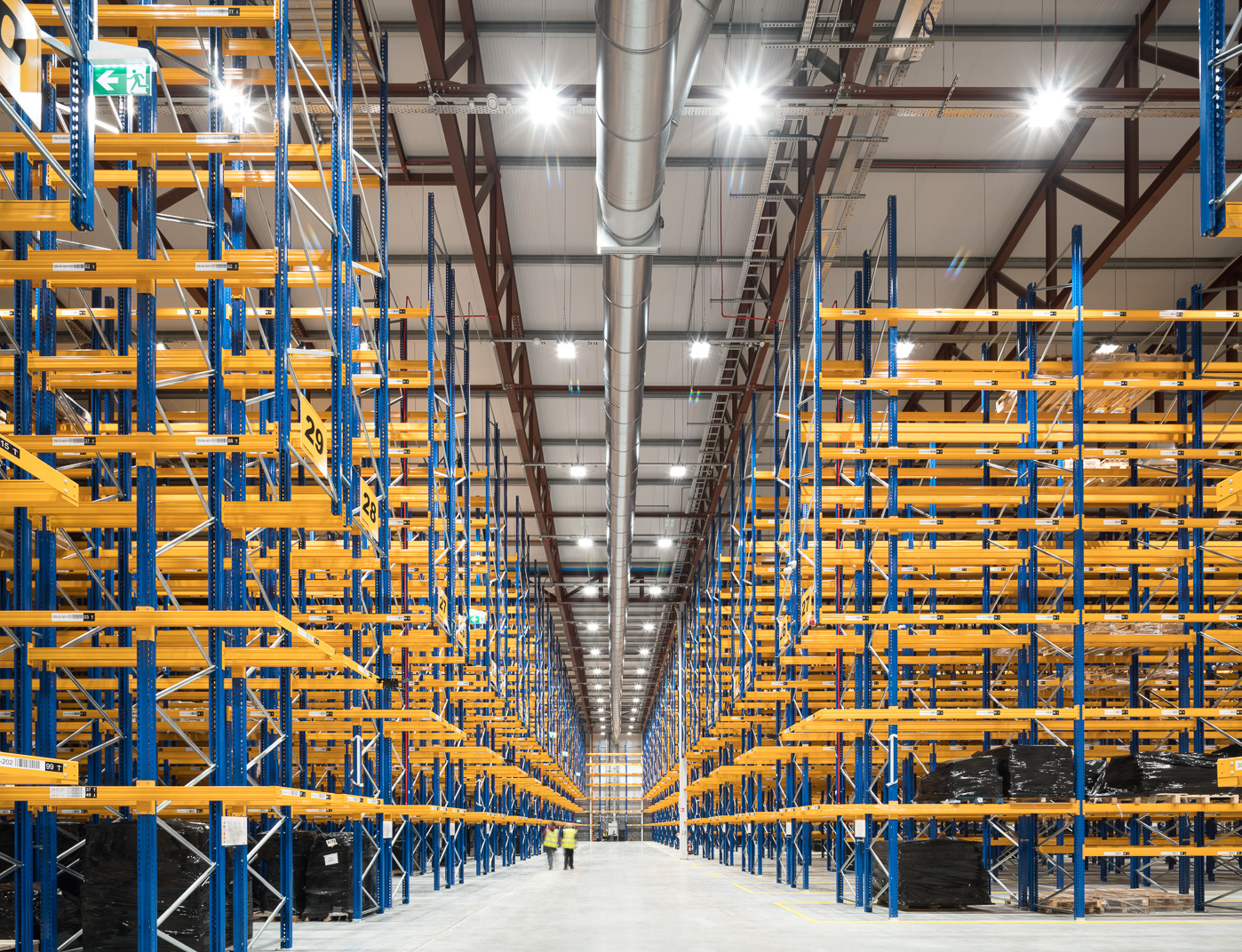 Castlebrowne - Warehouse Extension Racking System 01.jpg