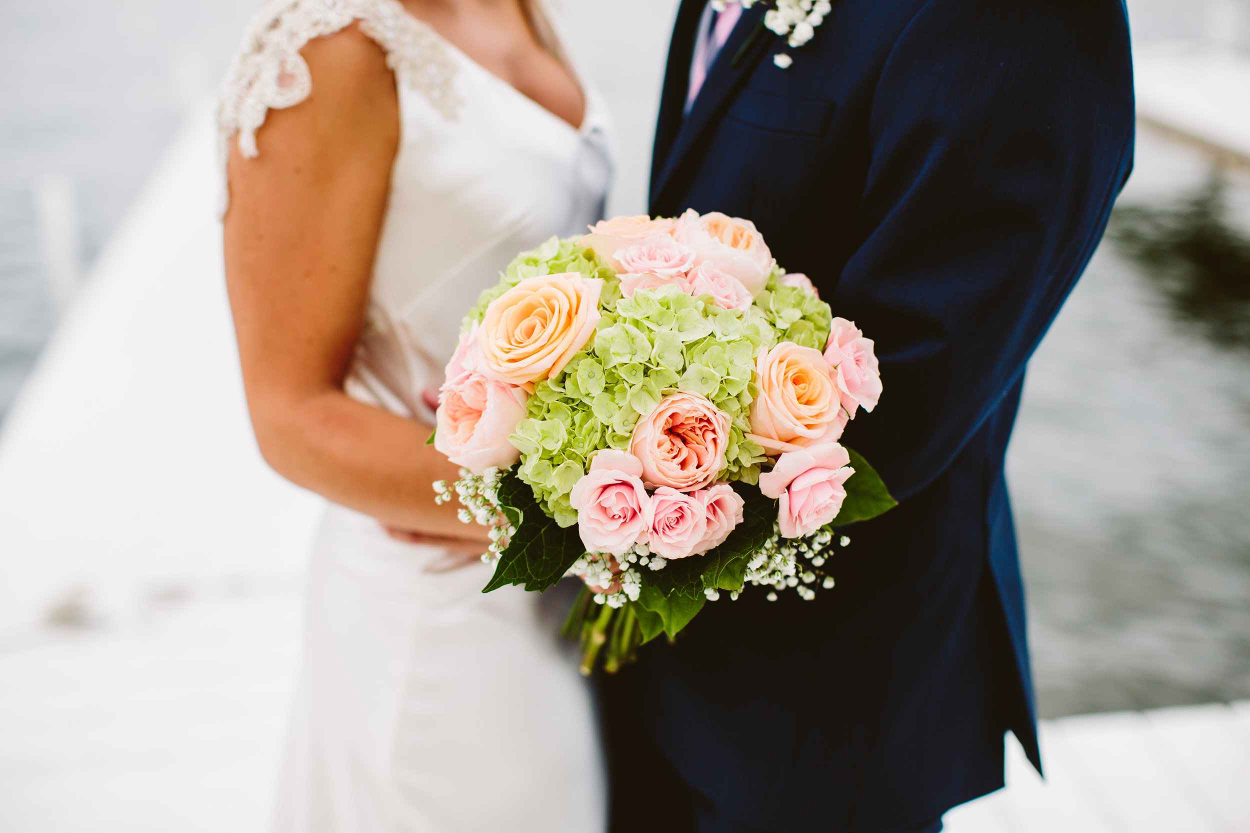 Bay Pointe Inn | Shelbyville MI Lakefront Wedding