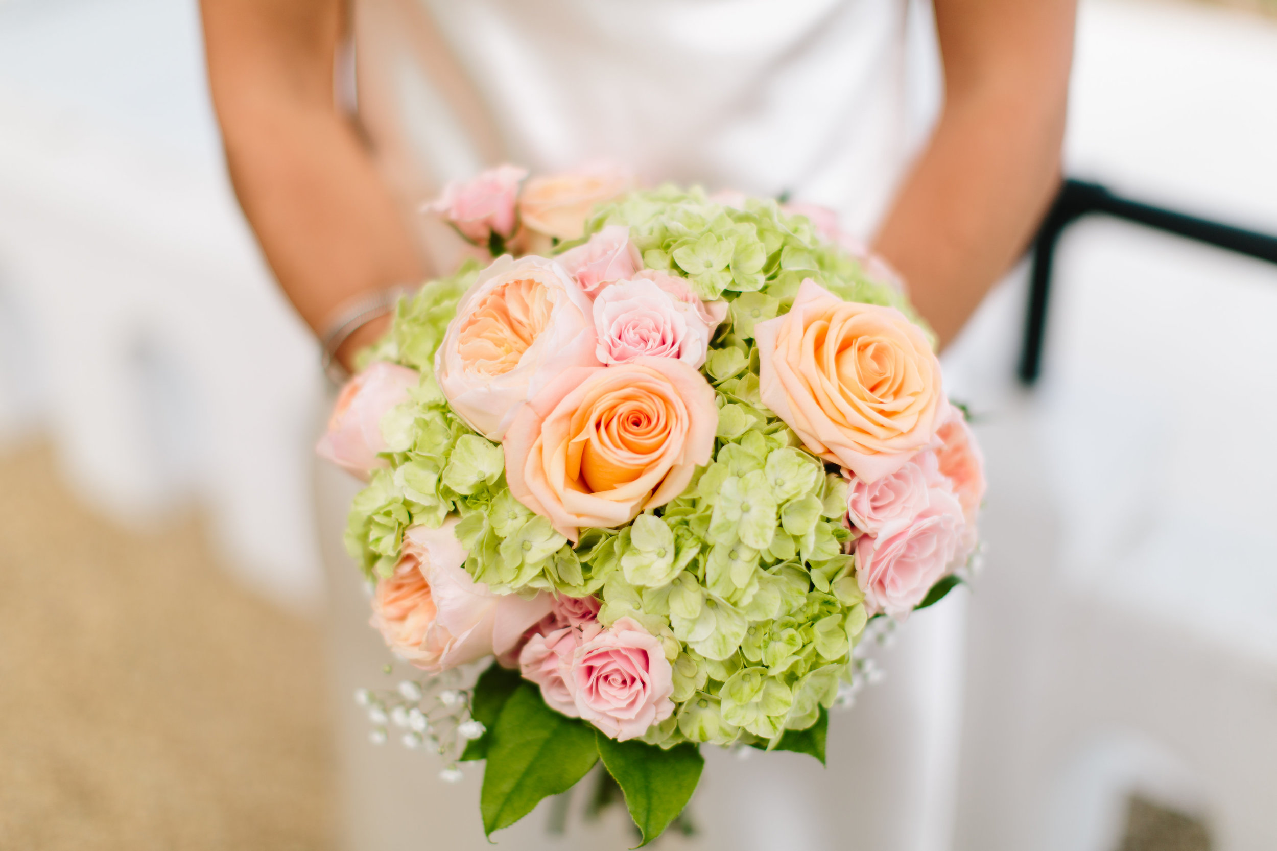 Bay Pointe Inn | Shelbyville MI Lakefront Wedding