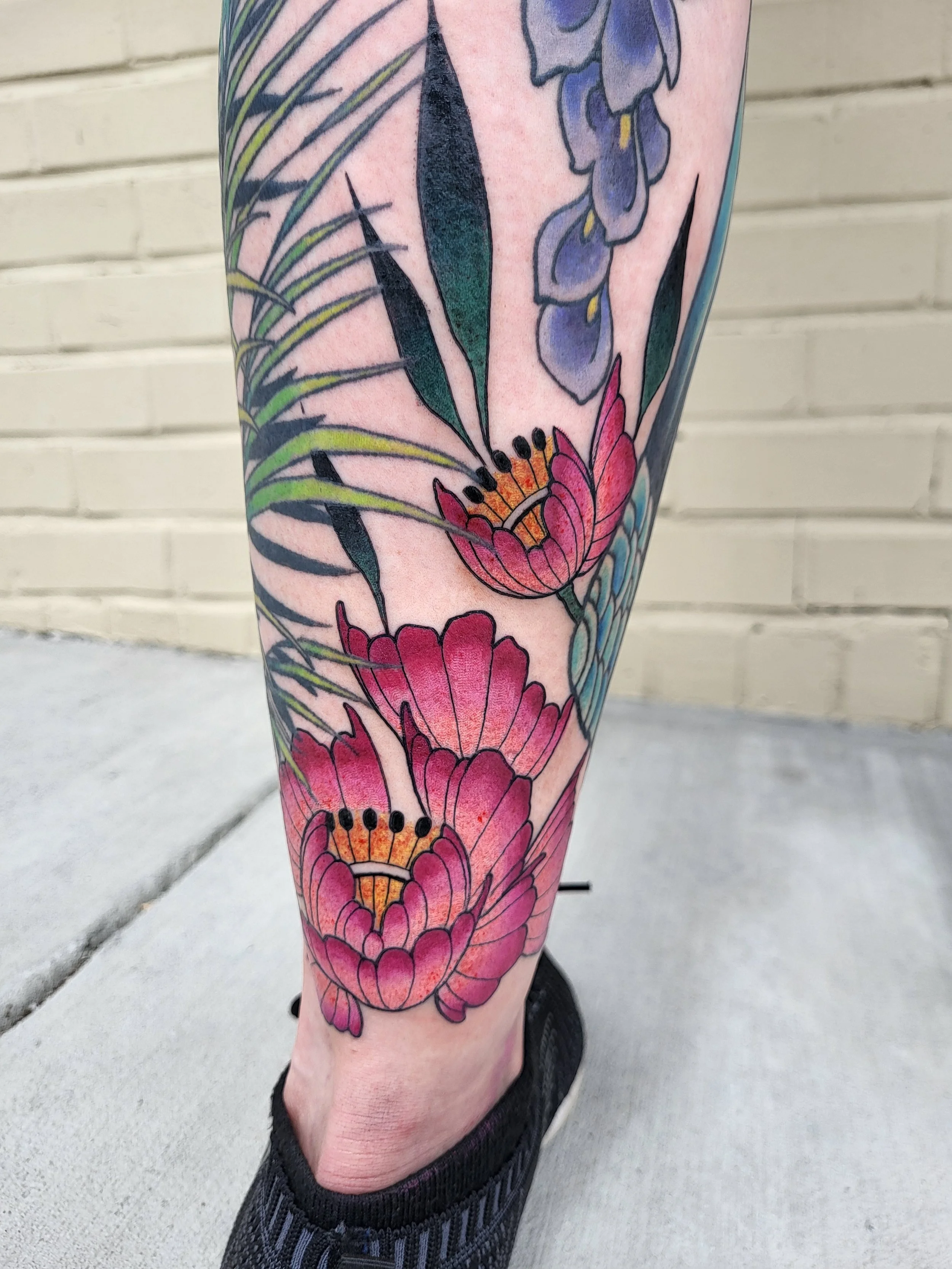  Flower Tattoo by Ian Efrom 