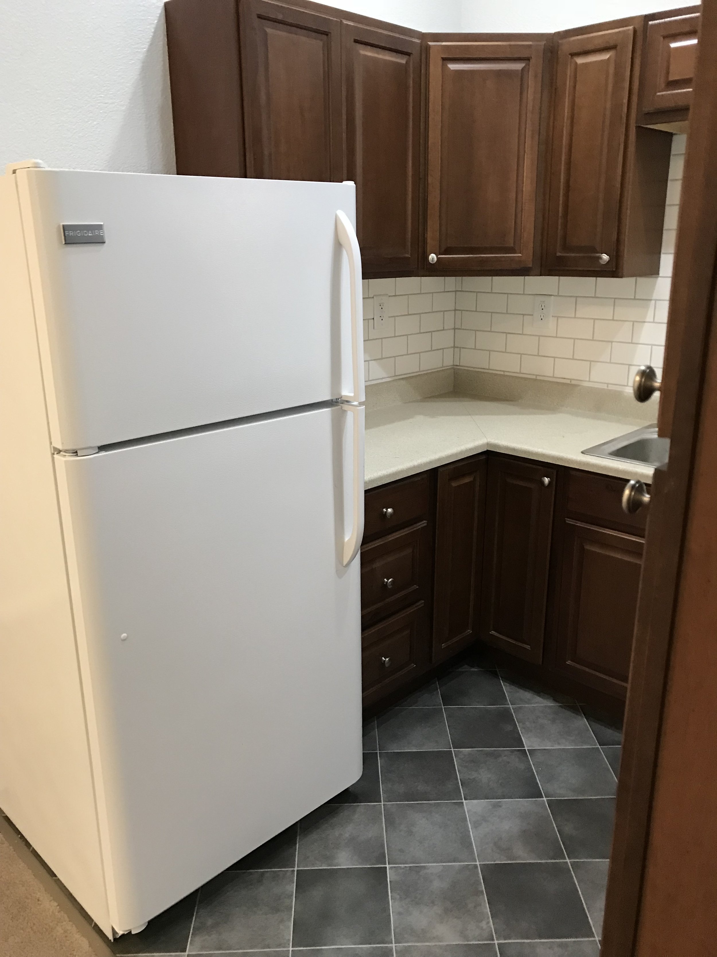 Kitchen Fridge included