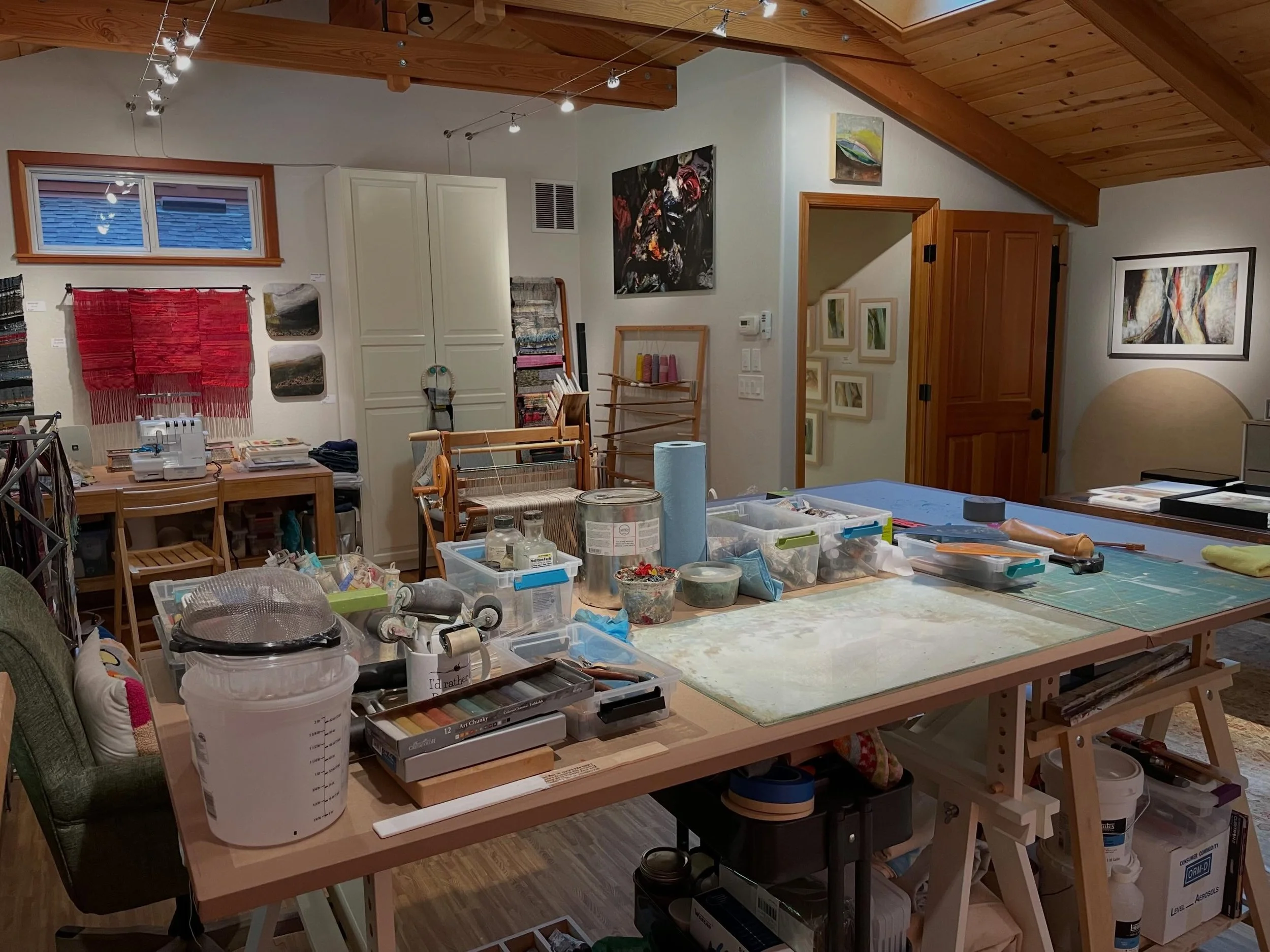 Join me today and tomorrow in my studio for the @slvarttour 

I&rsquo;ll be demoing my oil and cold wax painting as well as floor loom weaving. 

All participating artists will be open 11-5 Saturday and Sunday. Follow the bright pink signs and get al