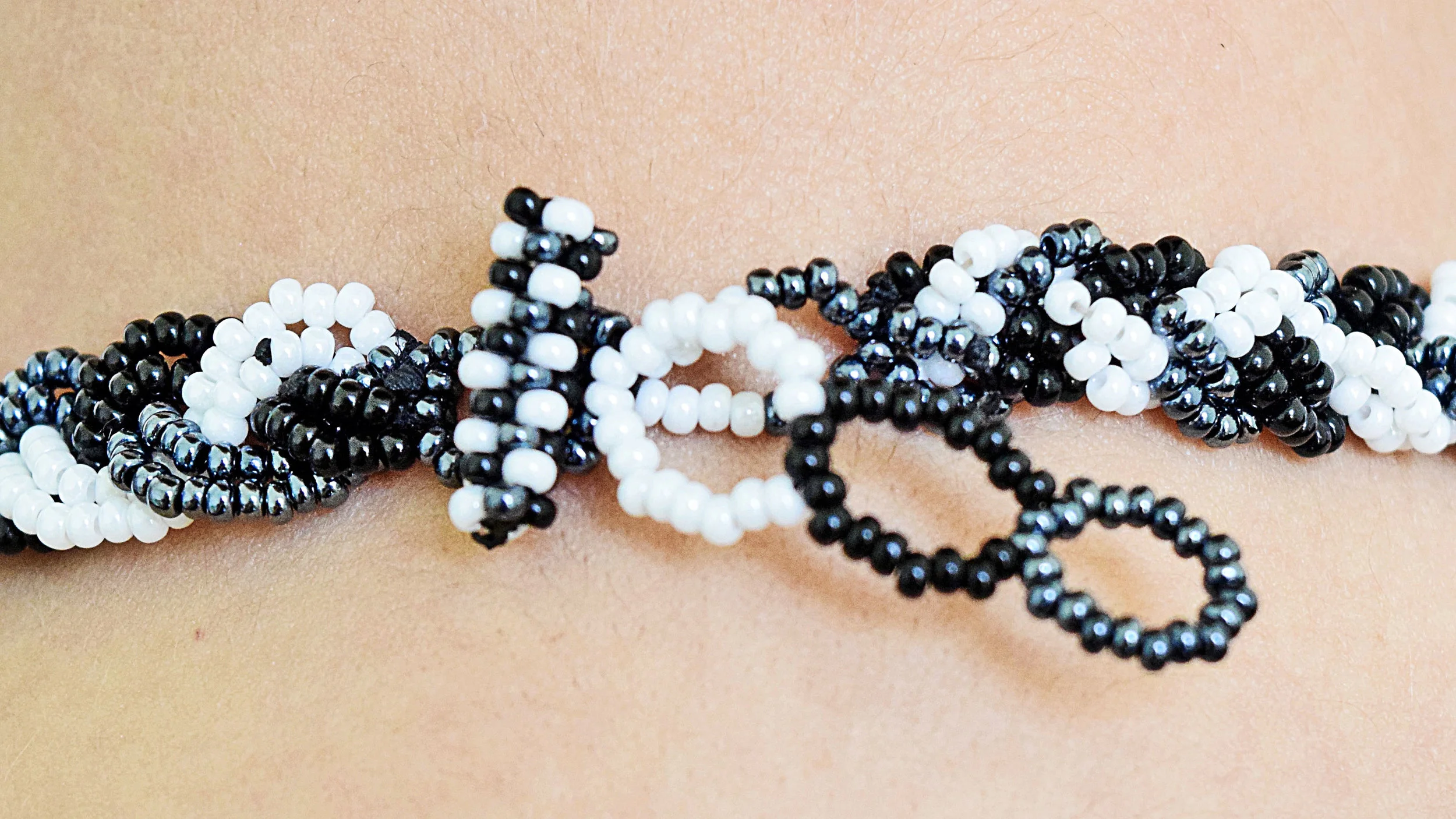 Ketzali Chokers Ktani'k Black an White Handmade