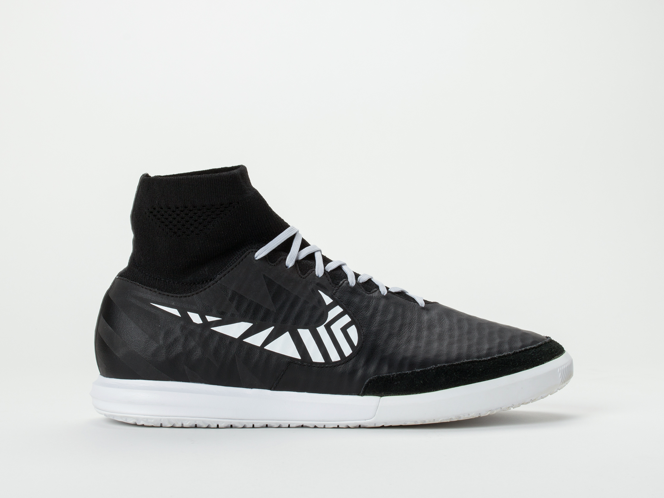 nike_magistax_black_titanium.jpg