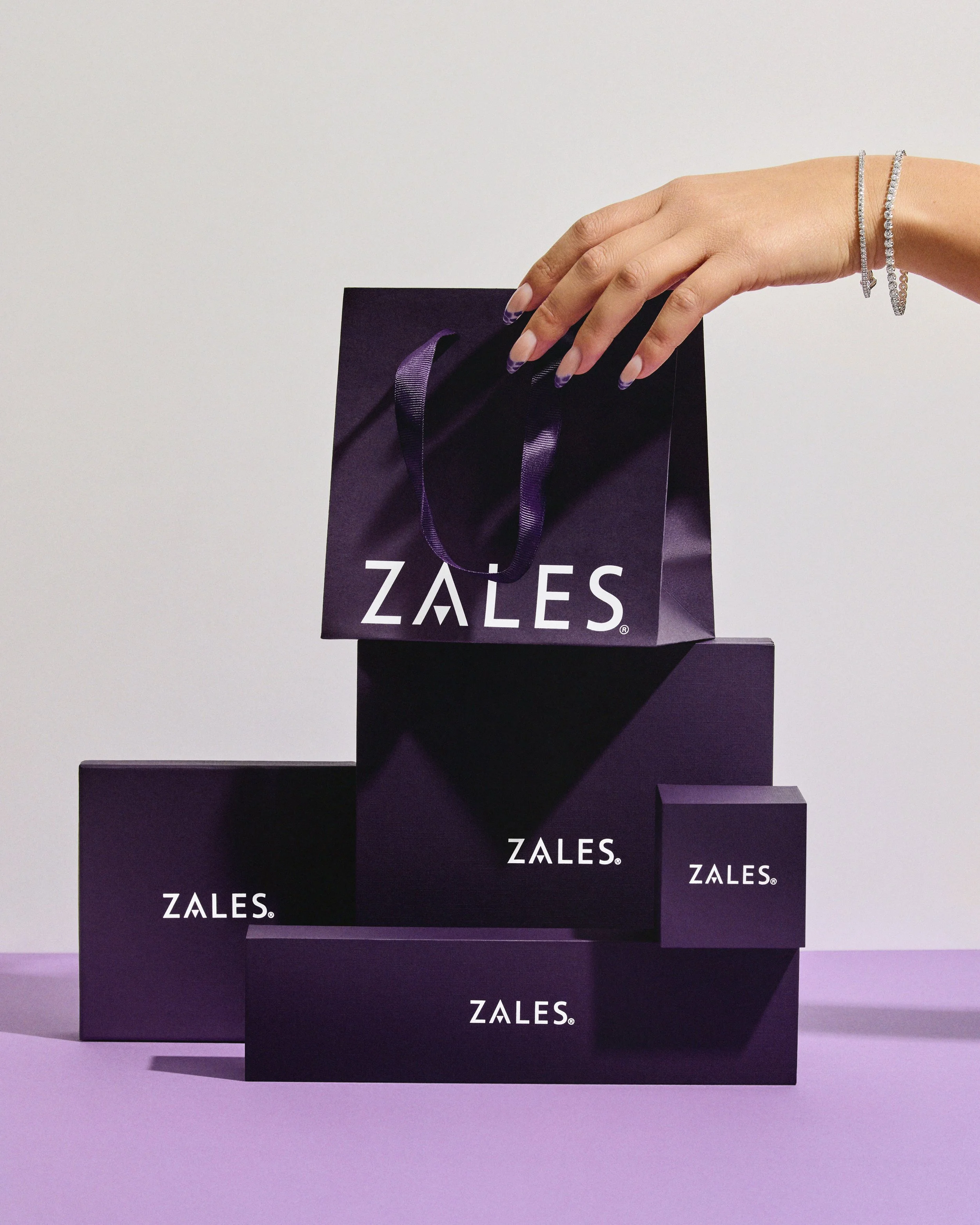 Zales_Web_07.jpg