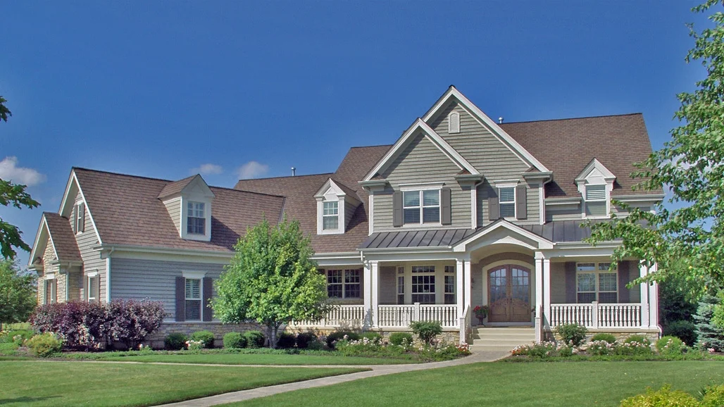 exterior3.jpg