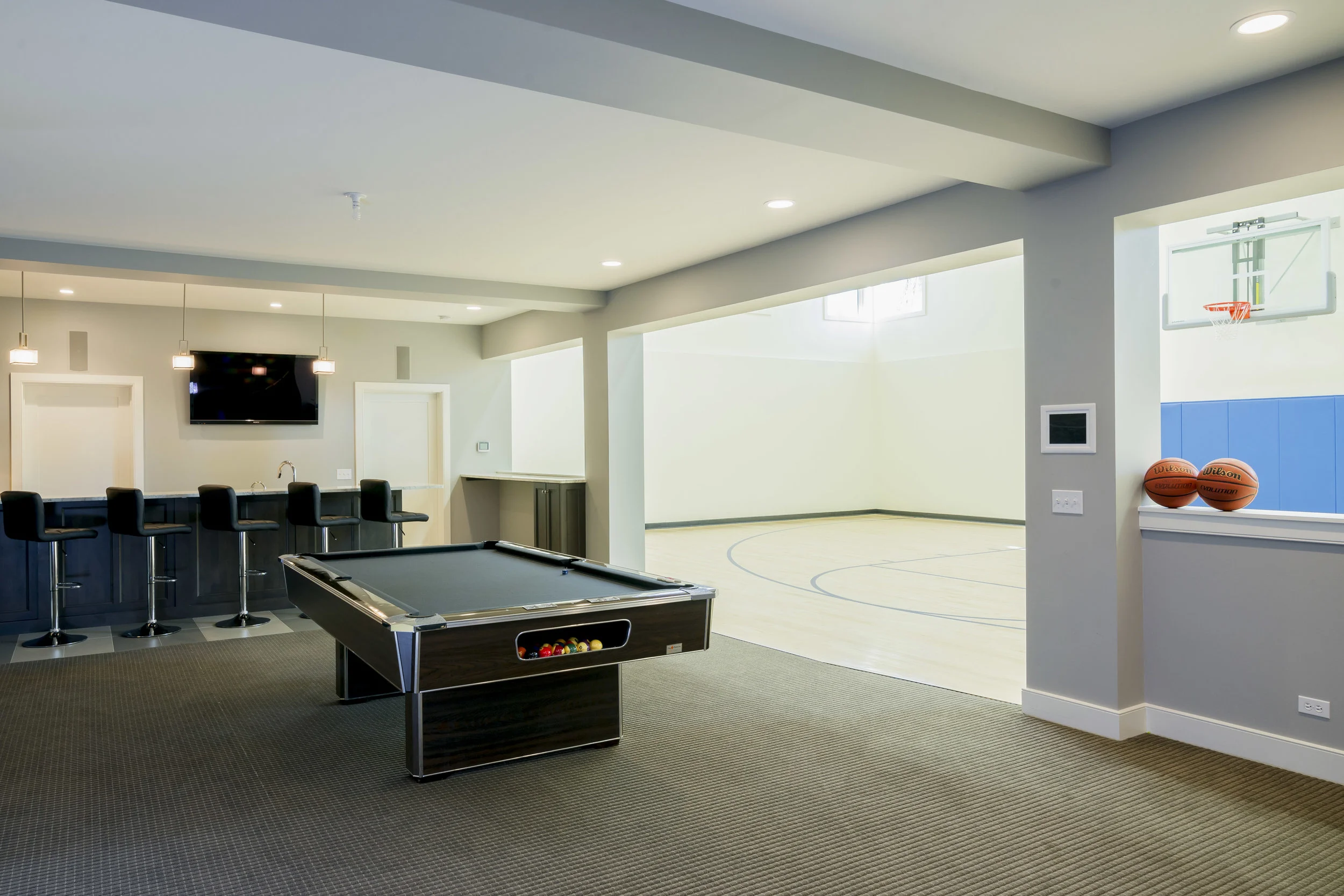 basement pool table.jpg