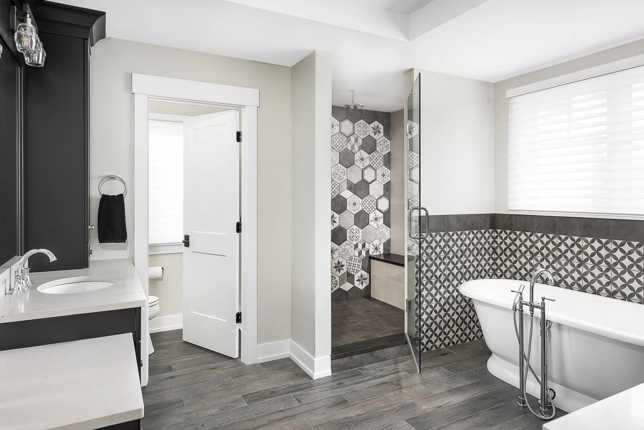 315 Rosenfelder Ct - Web-39.jpg