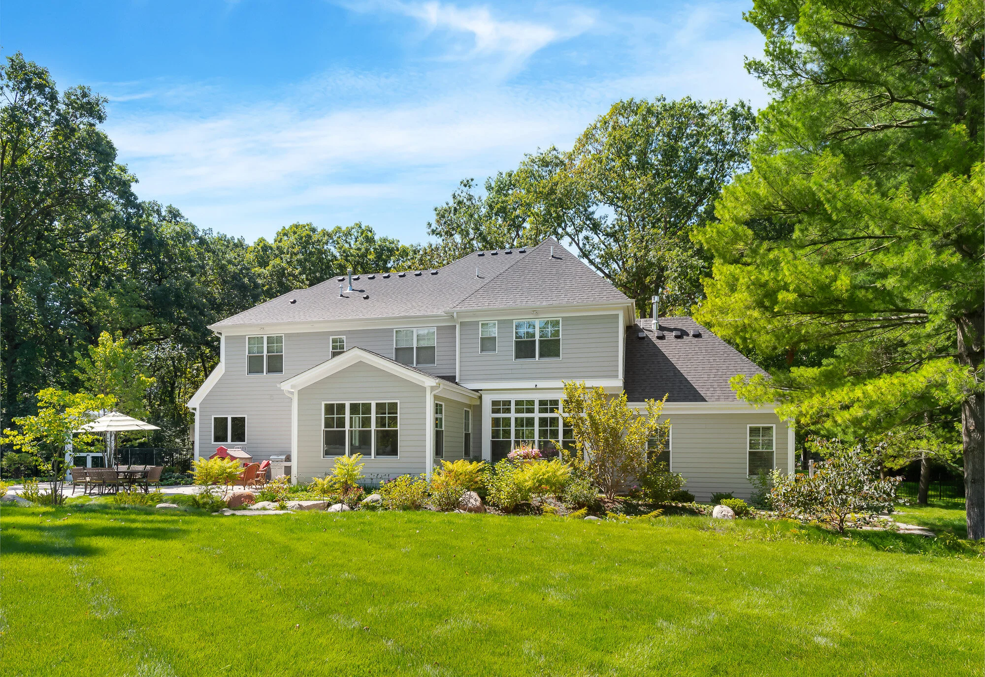 Indian Knoll Exterior - Web-24.jpg