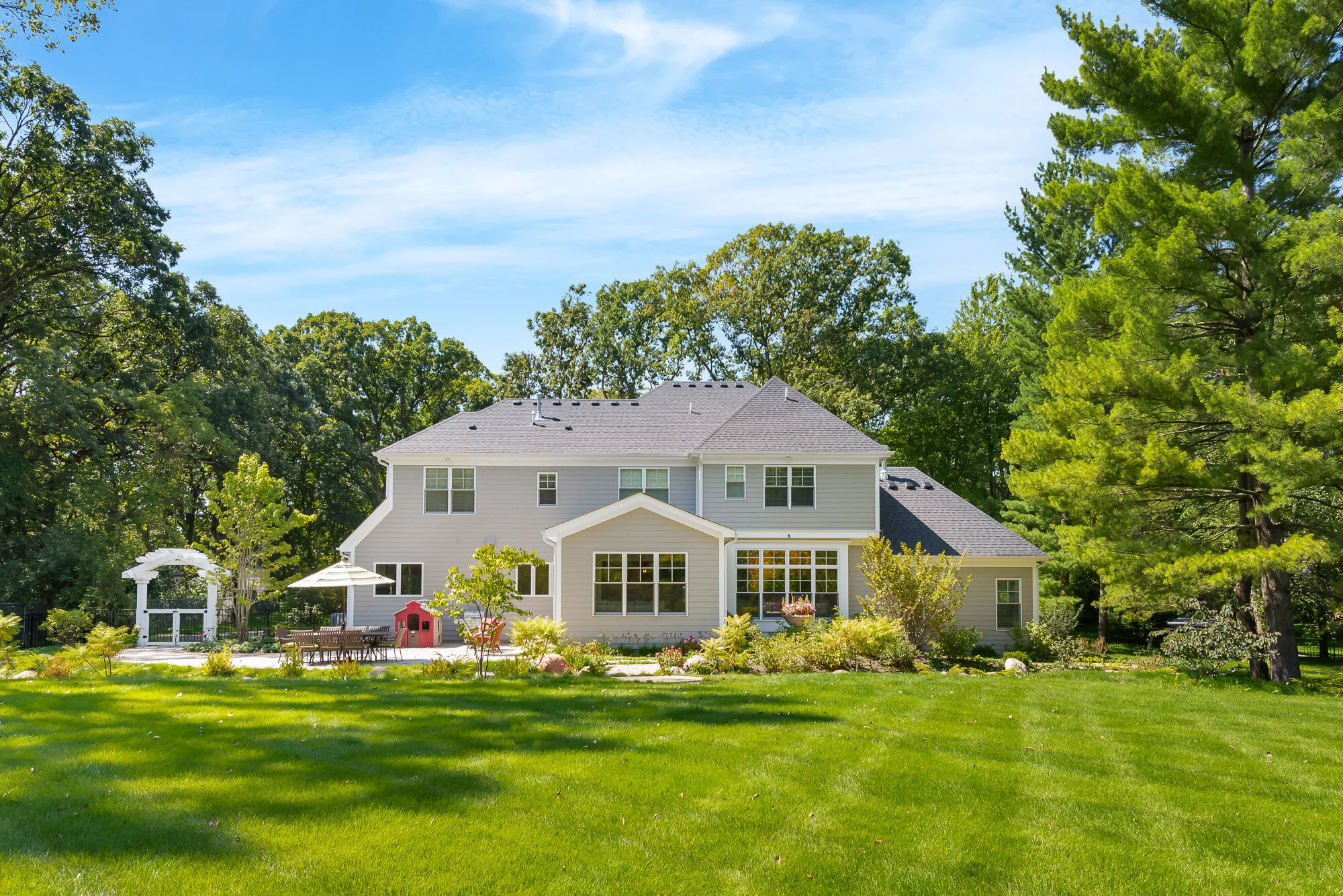 Indian Knoll Exterior - Web-23.jpg