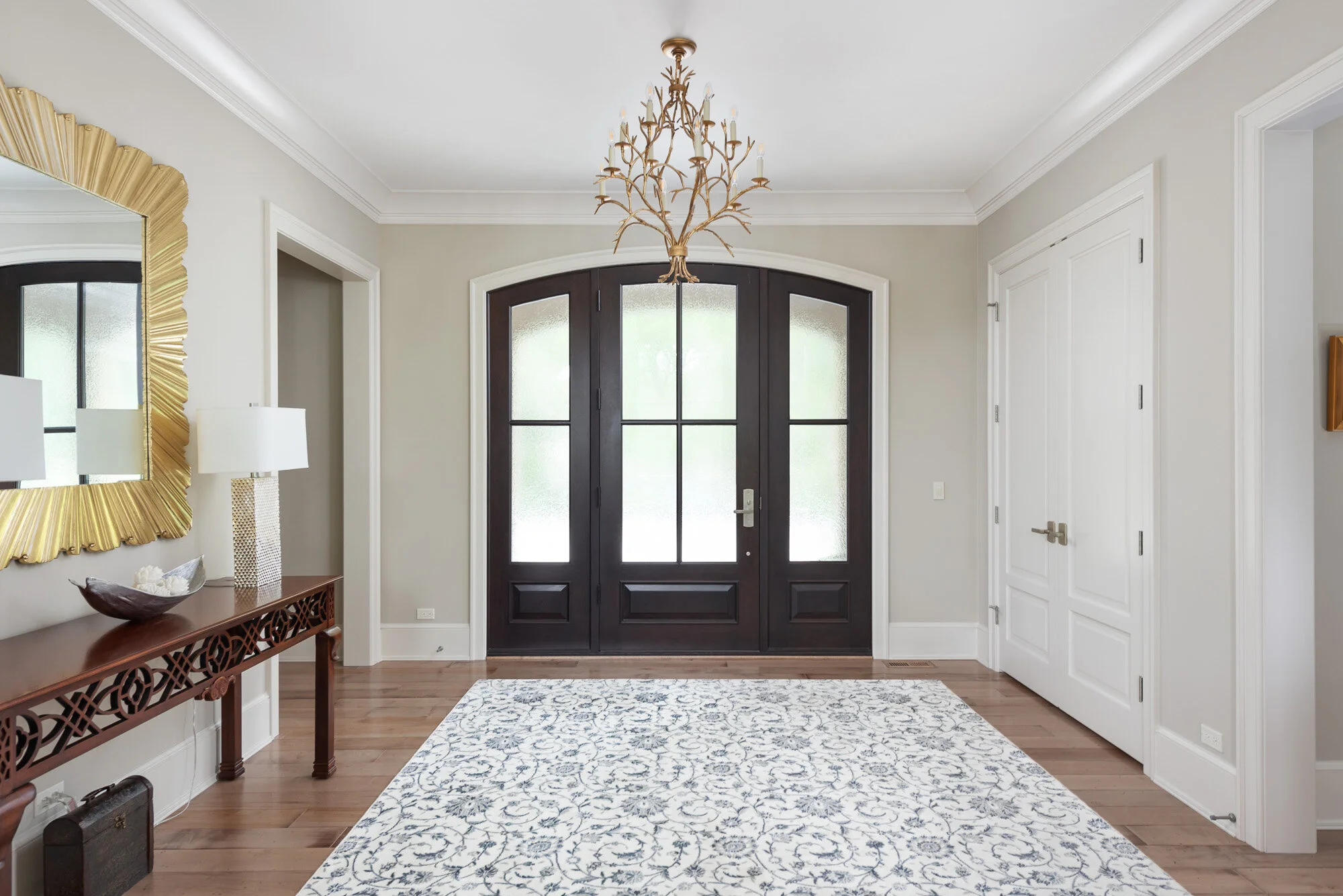 Foyer.jpg