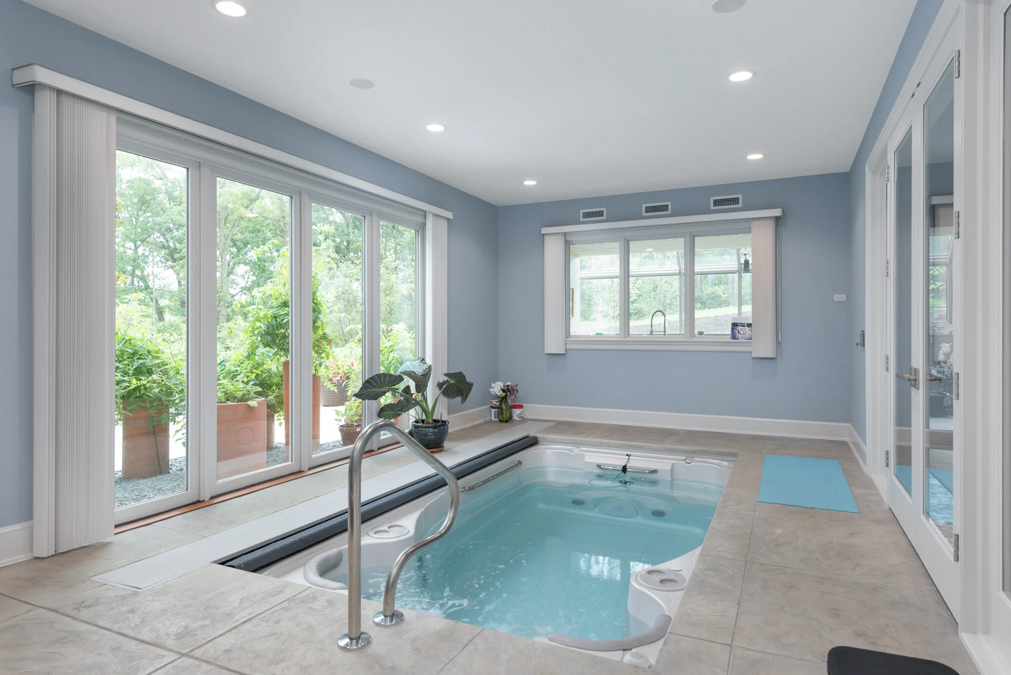 Indoor Pool.jpg