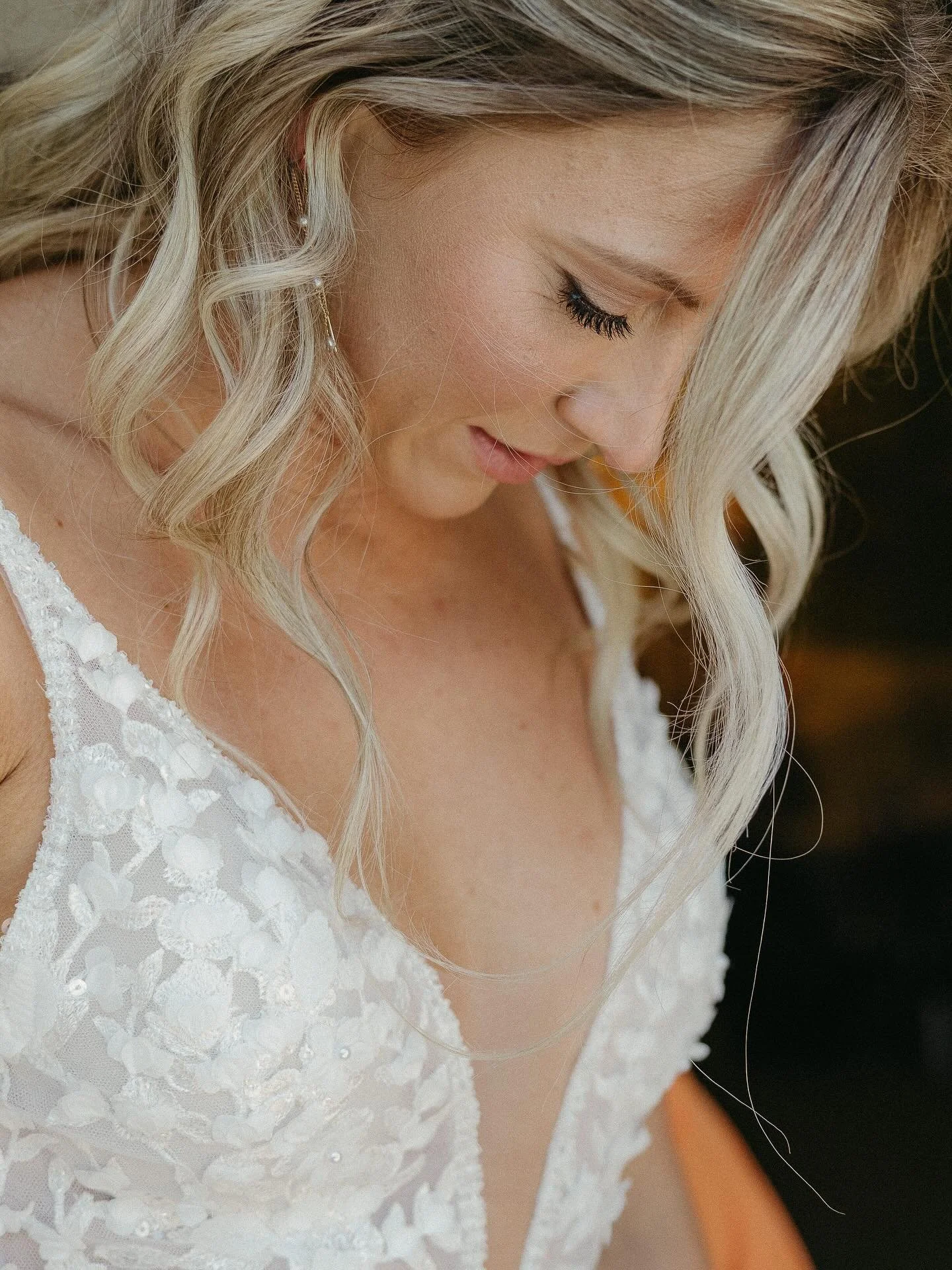 Full 💘’s and big smiles
#santabarbarawedding #bride #bridalmakeup #santabarbaramakeupartist #bridalmakeupartist #shaniecrosbiemakeupartist #santabarbarabride
