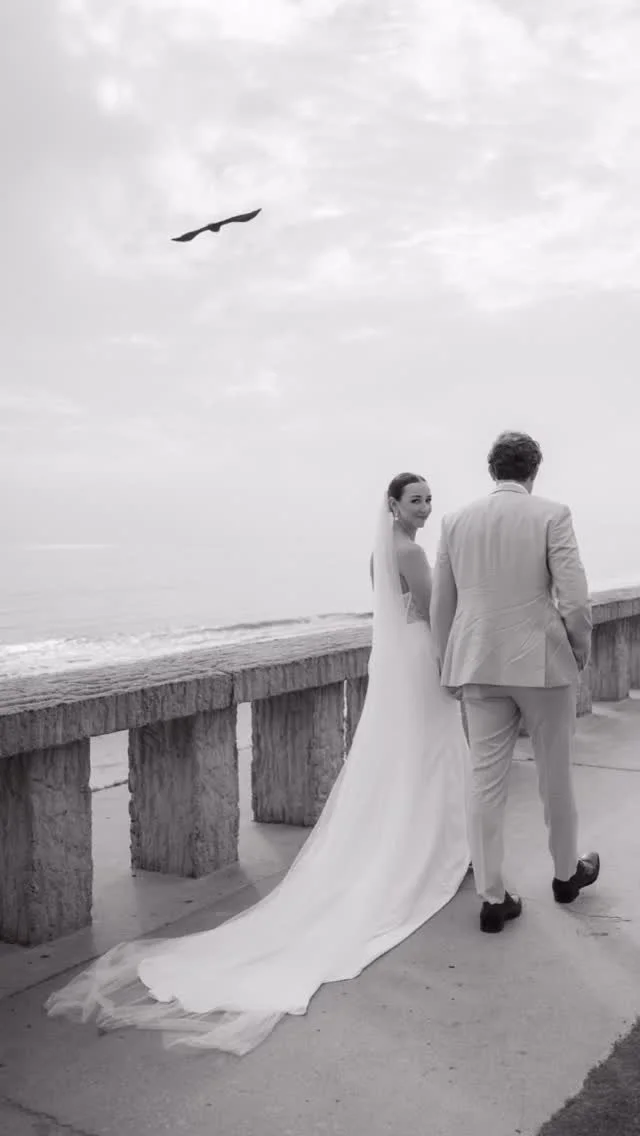 Black and White Moments 🖤🤍
#bride #bridalmakeupartist #santabarbaramakeupartist #shaniecrosbiemakeupartist #santabarbarawedding #makeupartist #bridalmakeup #weddings