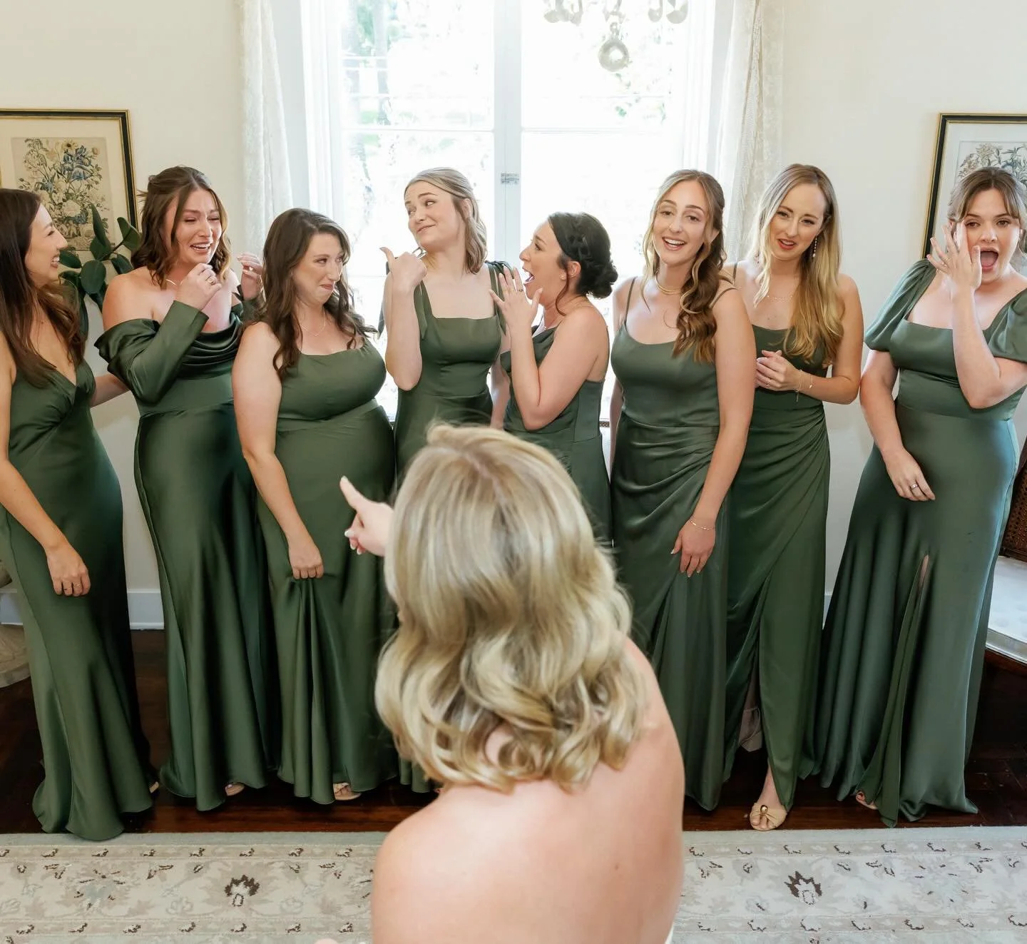 Happy tears are definitely a thing 

#bride #bridesmaids #bridalmakeup #bridalmakeupartist #shaniecrosbiemakeupartist 

Hair @santabarbarabridal