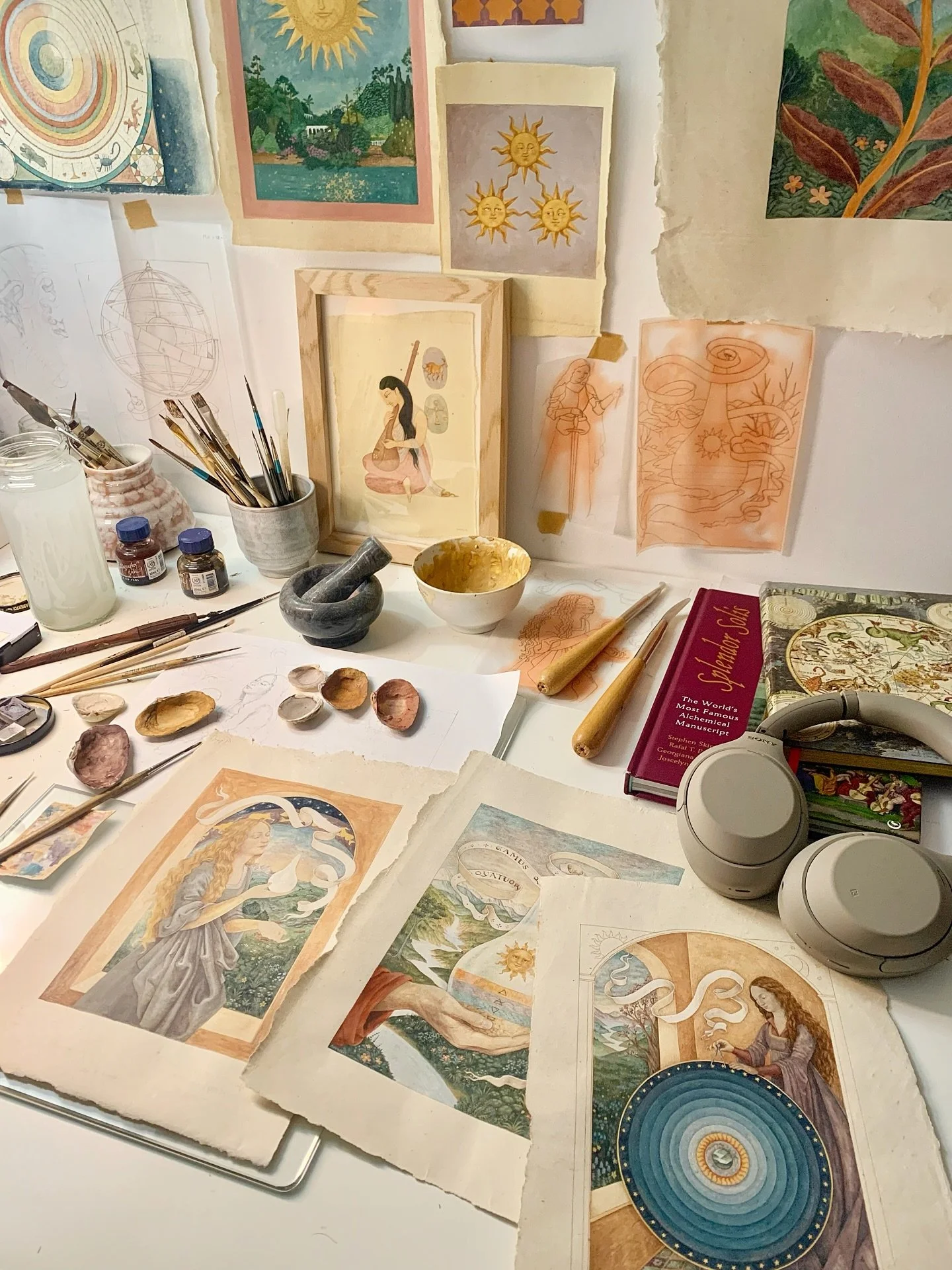 Some current desk chaos and some pieces in progress that I&rsquo;ll hopefully be showing in the UK and US later this year 🧚&zwj;♀️