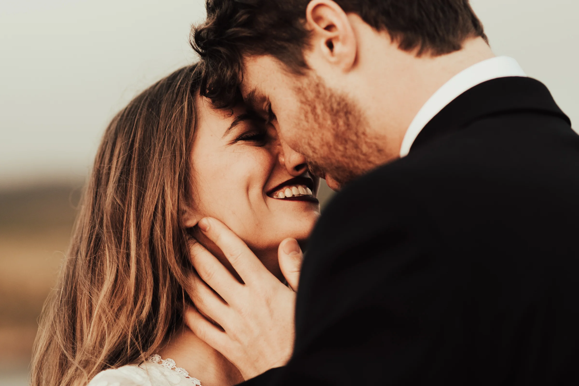 Modern &amp; Romantic Wedding Portrait of Couple Photographed by Big Sur Wedding Photographers Tessa Tadlock