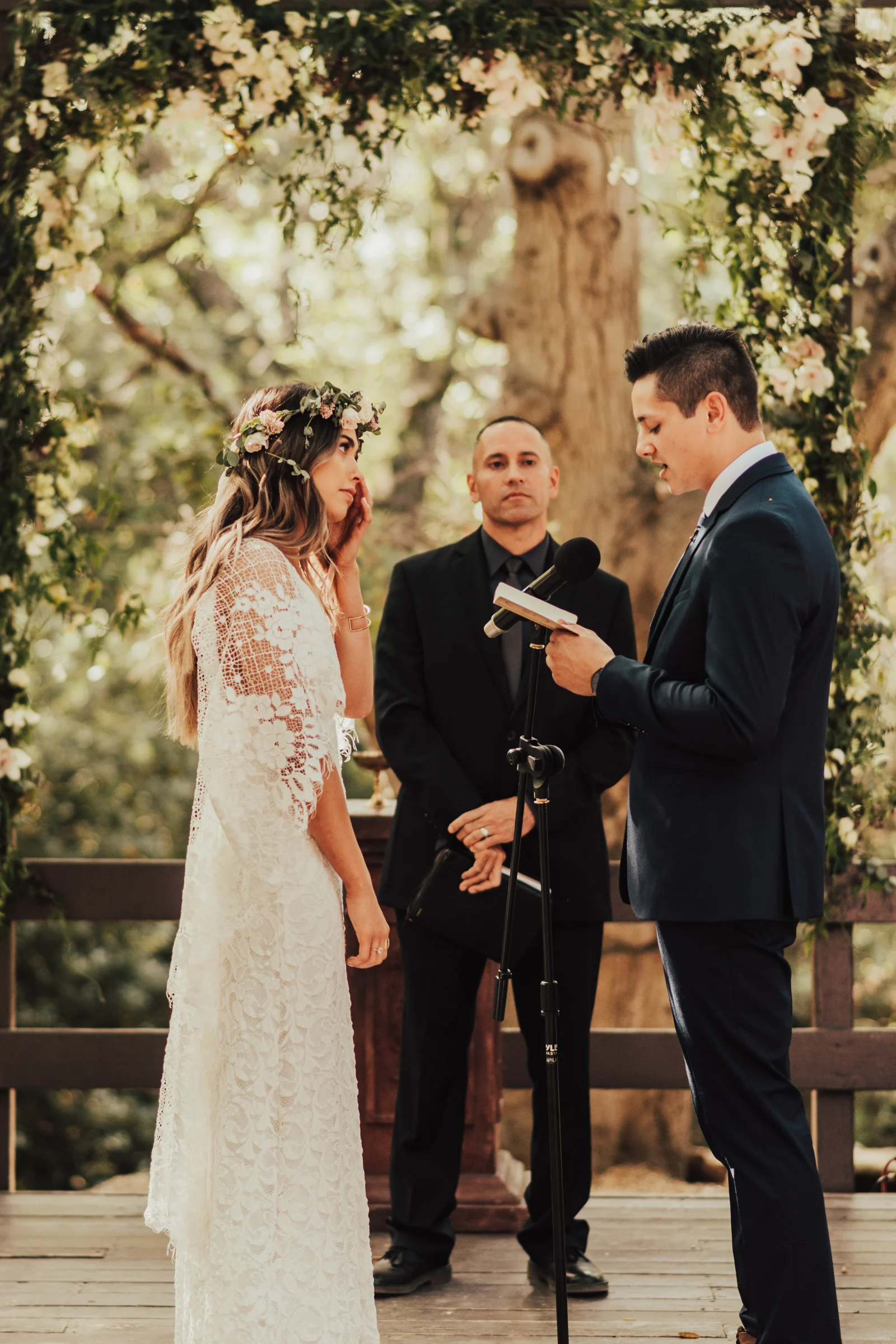 Exchanging Vows at Oak Canyon Nature Center Wedding Photographed by Big Sur Wedding Photographers Tessa Tadlock